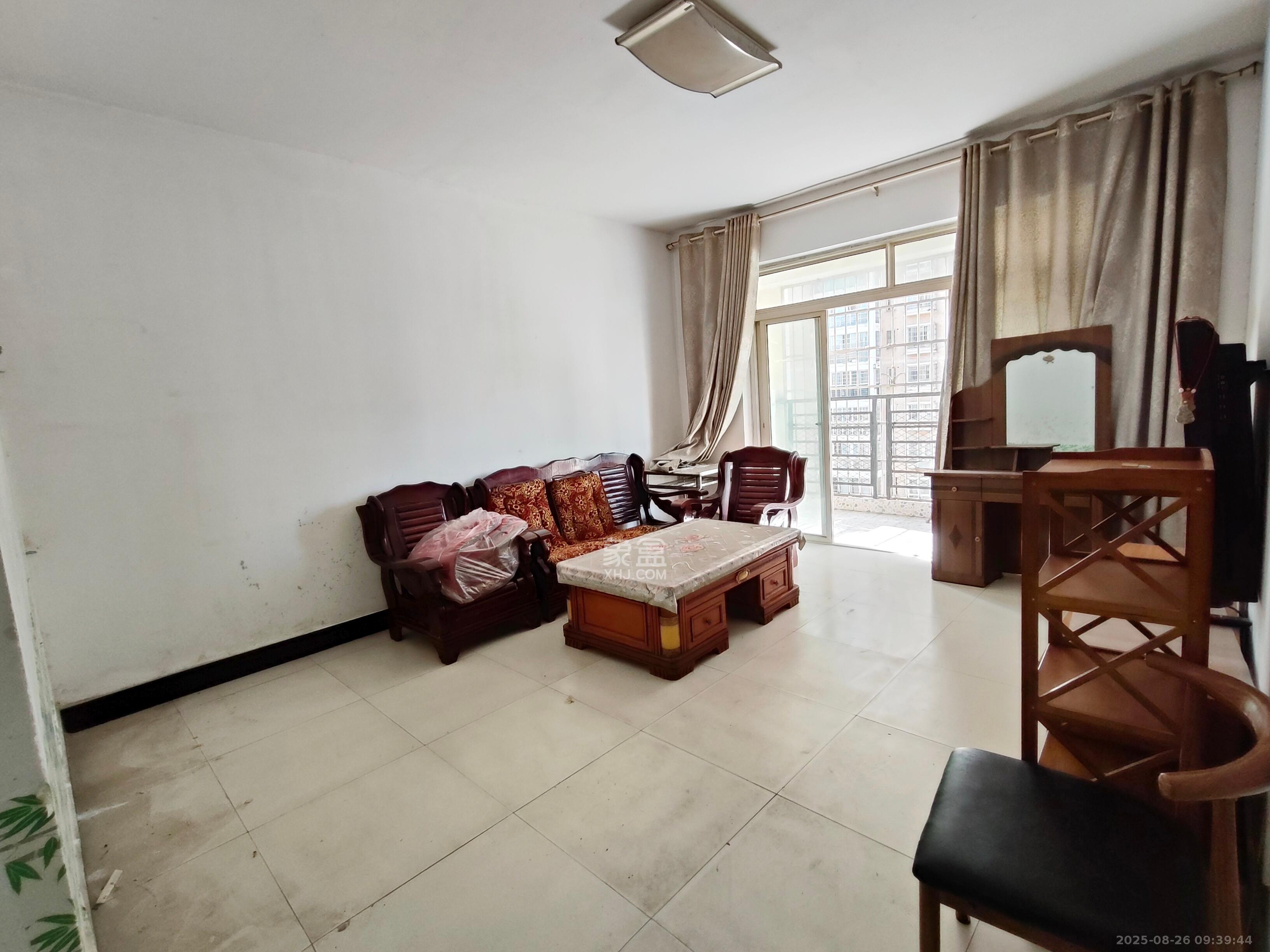 圣力华苑 2室2厅1卫 1300.0元/月 圣力华苑 2室2厅1卫 1300.0元/月室内图