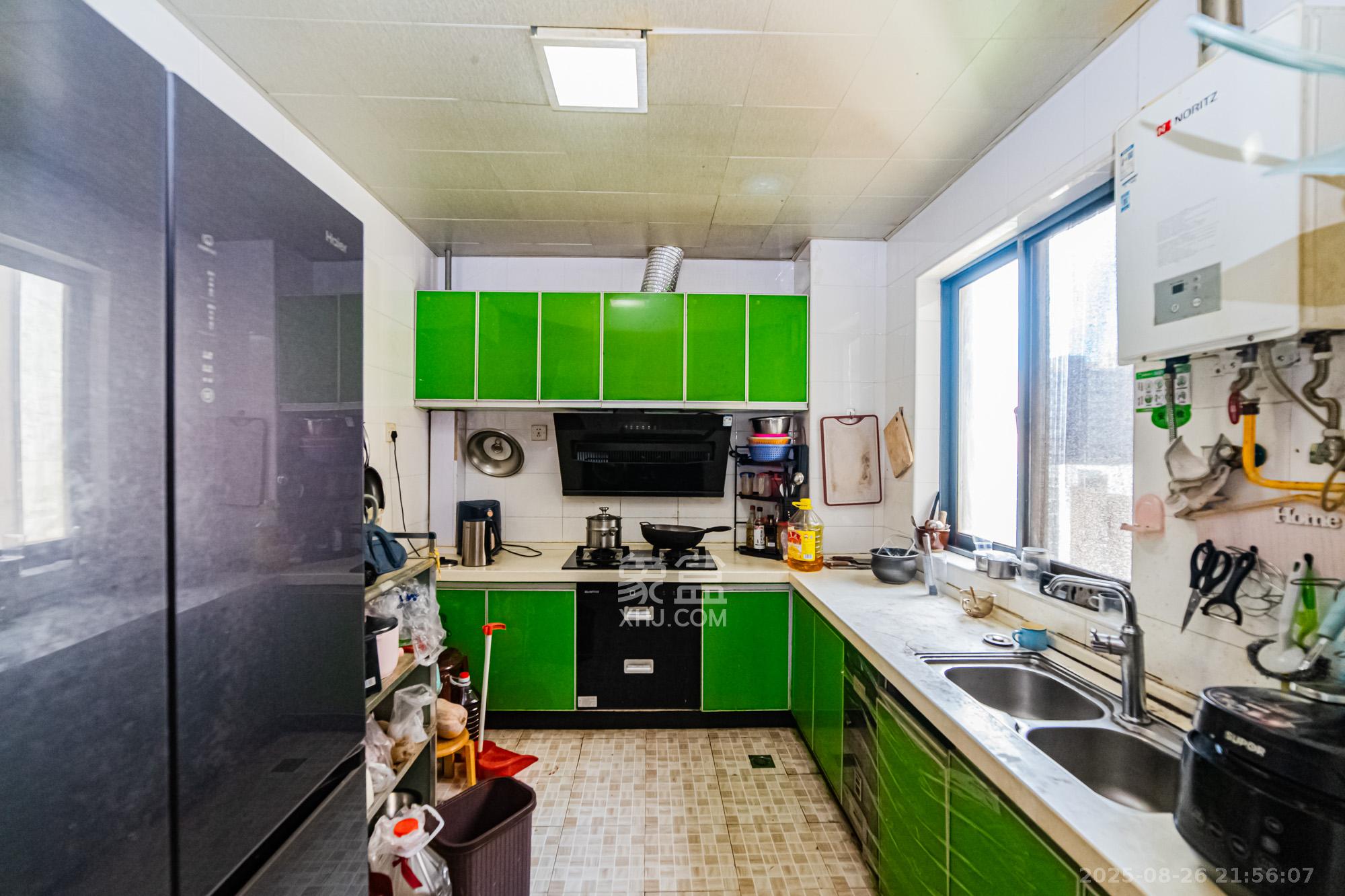 湘江北尚  3室2厅2卫    108.0万 湘江北尚  3室2厅2卫    108.0万厨房