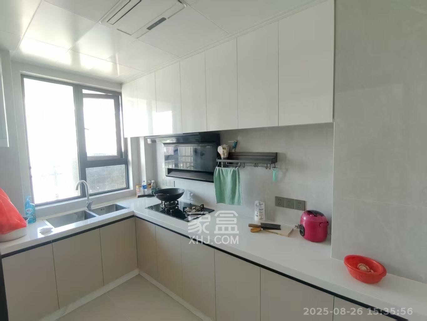 中梁正荣府  5室2厅2卫    3700.0元/月 中梁正荣府  5室2厅2卫    3700.0元/月室内图