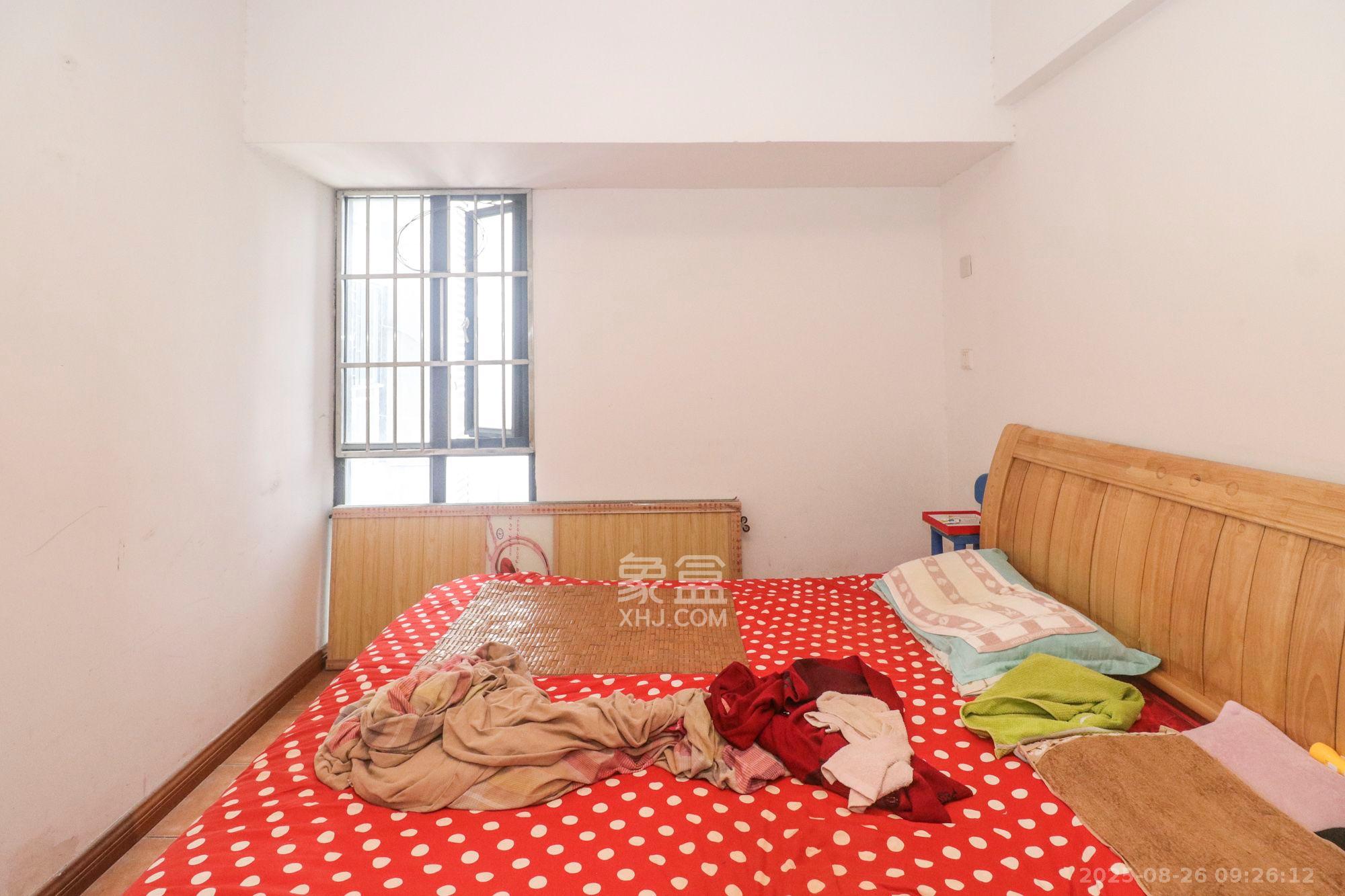 美林银谷  3室2厅2卫    3000.0元/月室内图