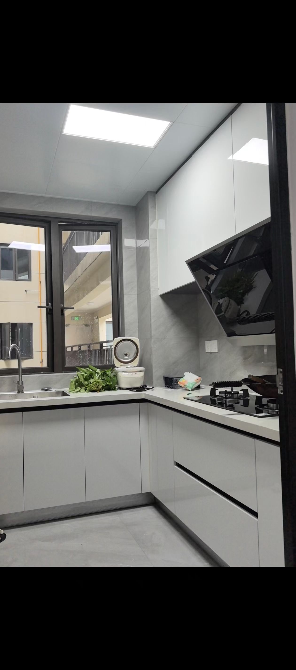 世茂云城 3室2厅2卫 1666.0元/月 世茂云城 3室2厅2卫 1666.0元/月室内图