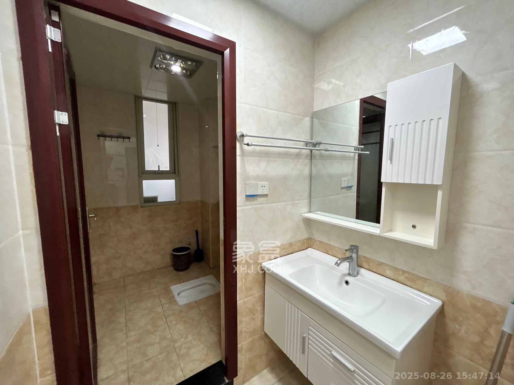 北辰三角洲E4区  3室2厅1卫    3300.0元/月 北辰三角洲E4区  3室2厅1卫    3300.0元/月室内图