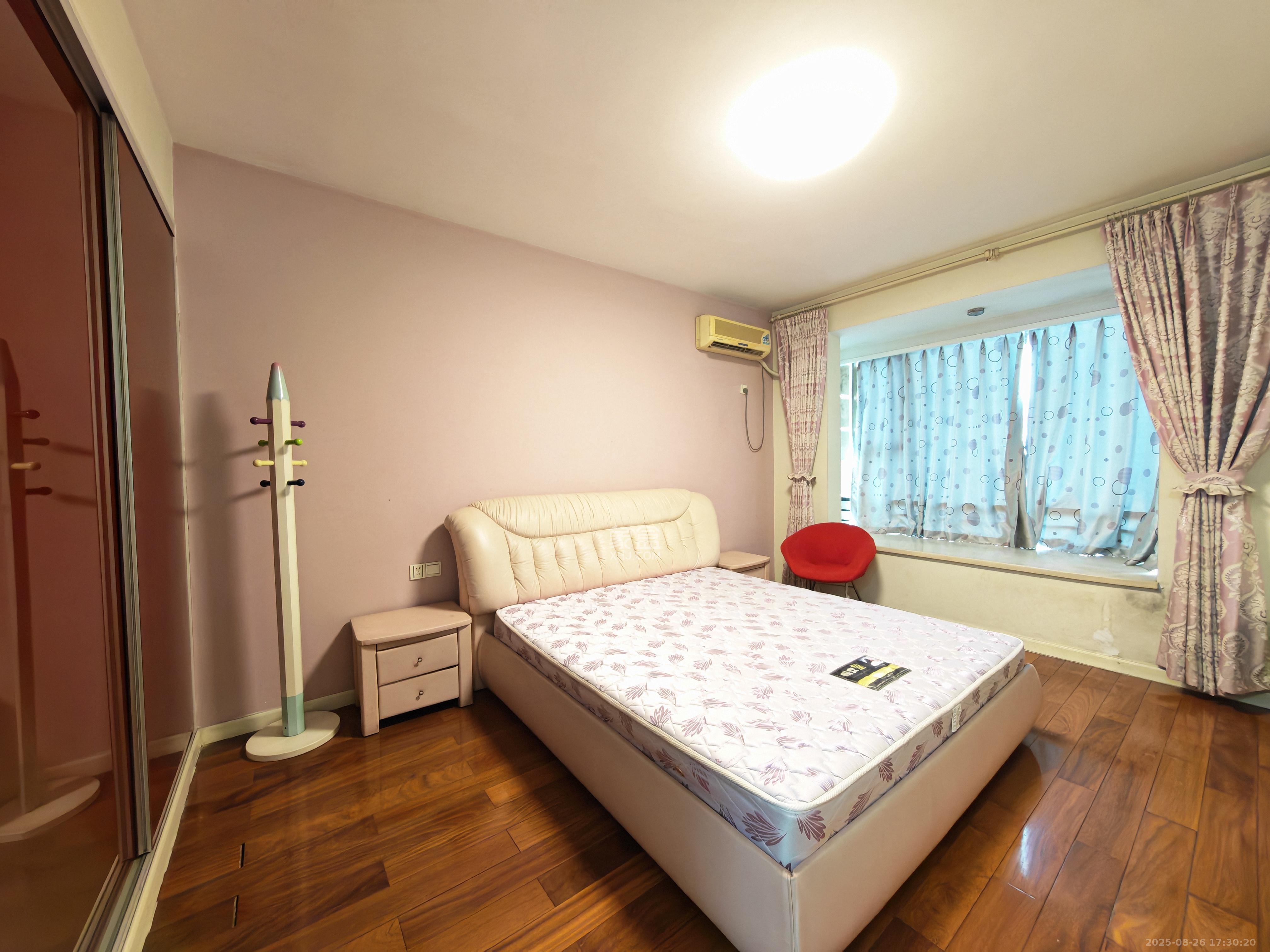 向阳门第 4室2厅2卫 5000.0元/月 向阳门第 4室2厅2卫 5000.0元/月室内图