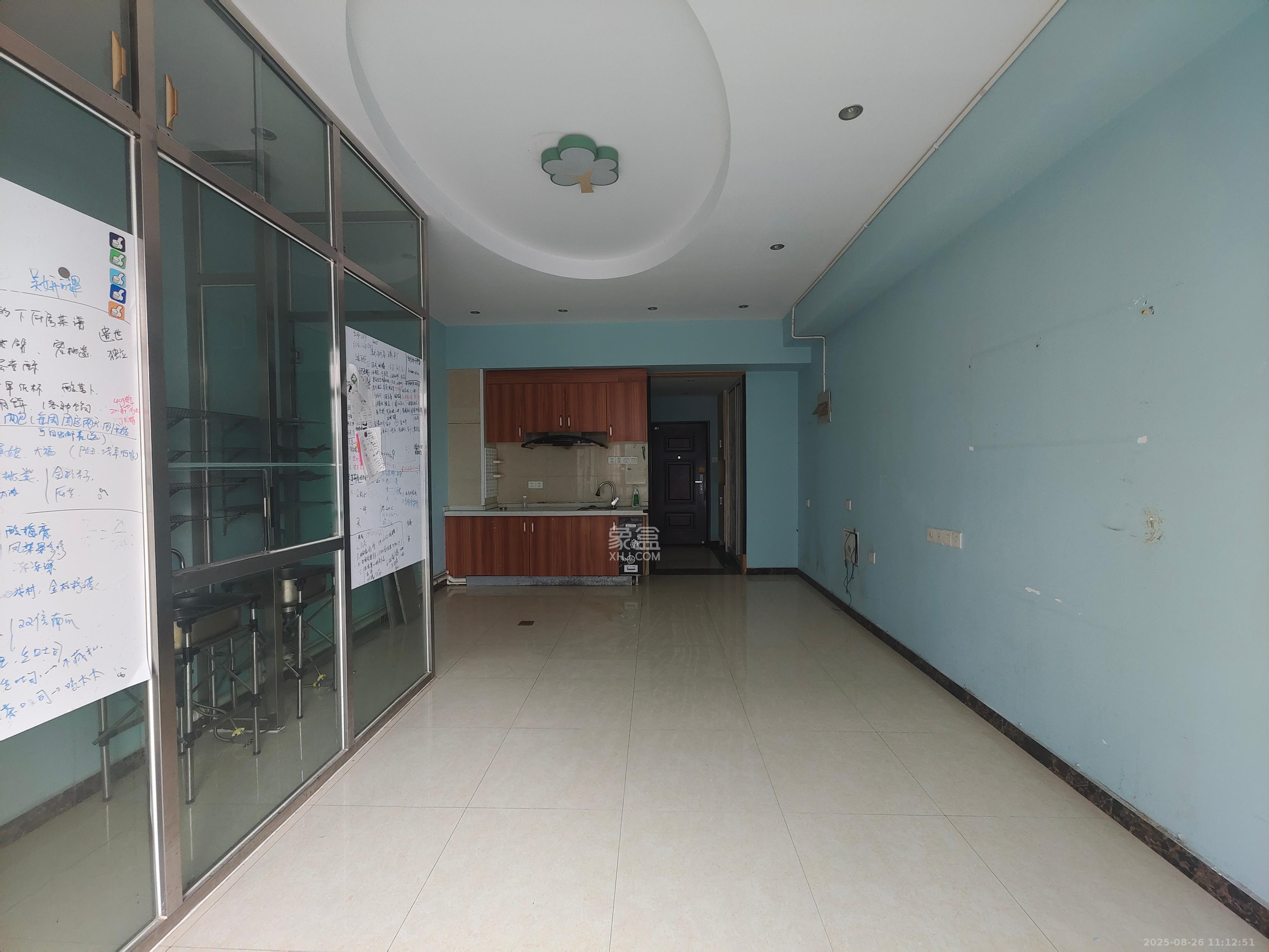 奥克斯广场  1室1厅1卫    1800.0元/月室内图