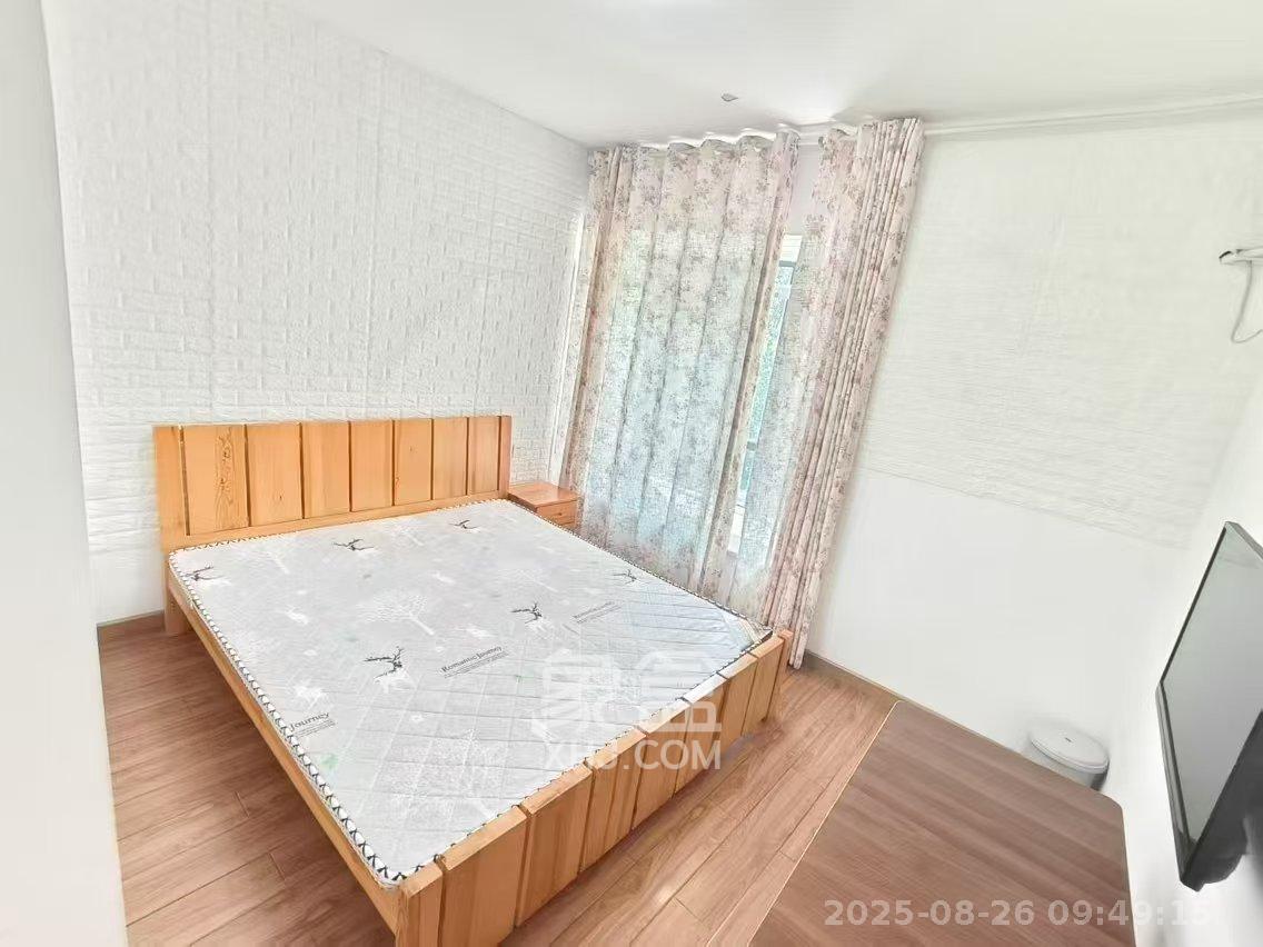 兰亭峰景 3室2厅1卫 2400.0元/月 兰亭峰景 3室2厅1卫 2400.0元/月室内图