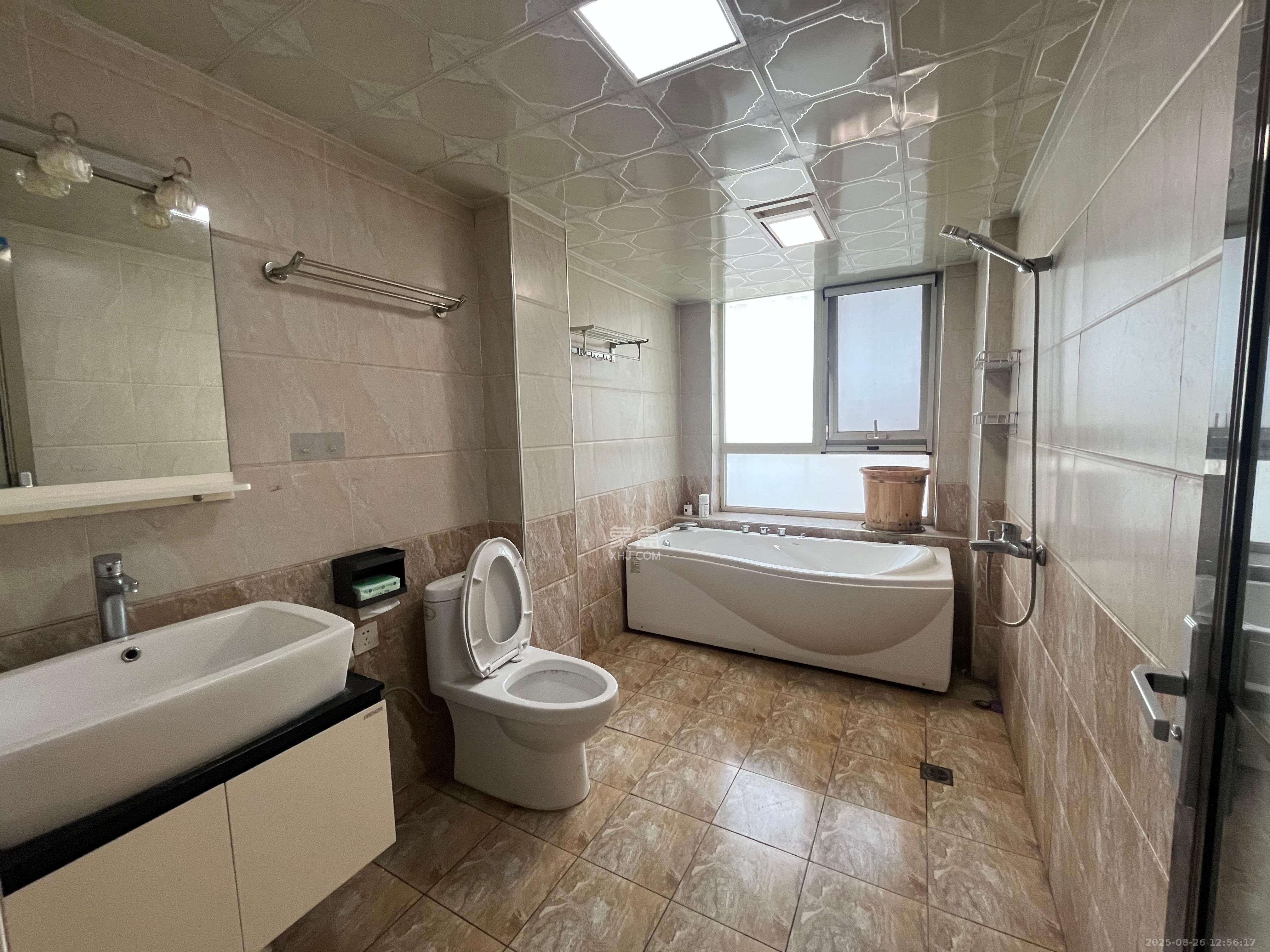 北辰三角洲D2区  4室2厅2卫    4600.0元/月 北辰三角洲D2区  4室2厅2卫    4600.0元/月室内图