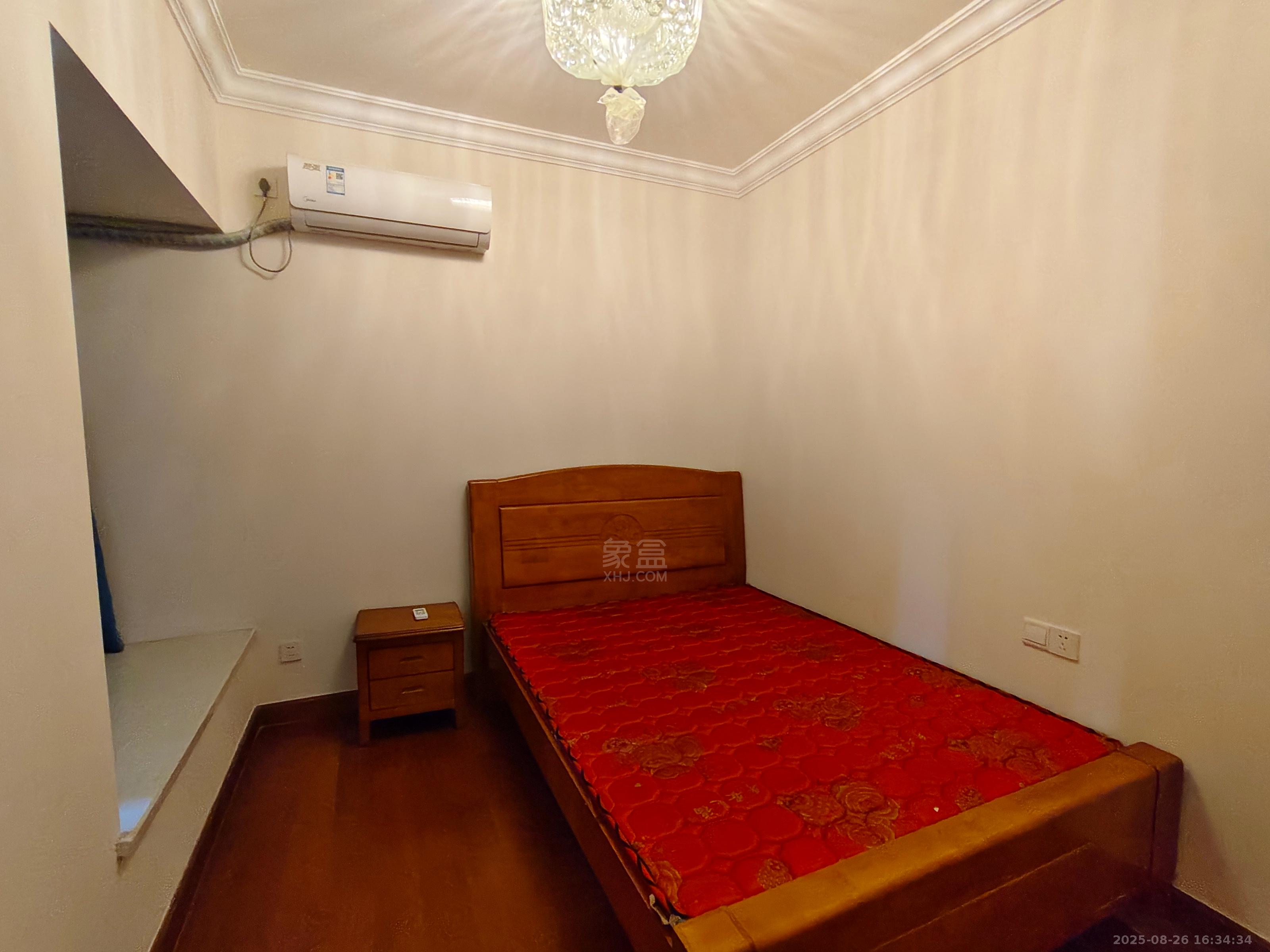 恒大华府 3室2厅2卫 2200.0元/月 恒大华府 3室2厅2卫 2200.0元/月室内图