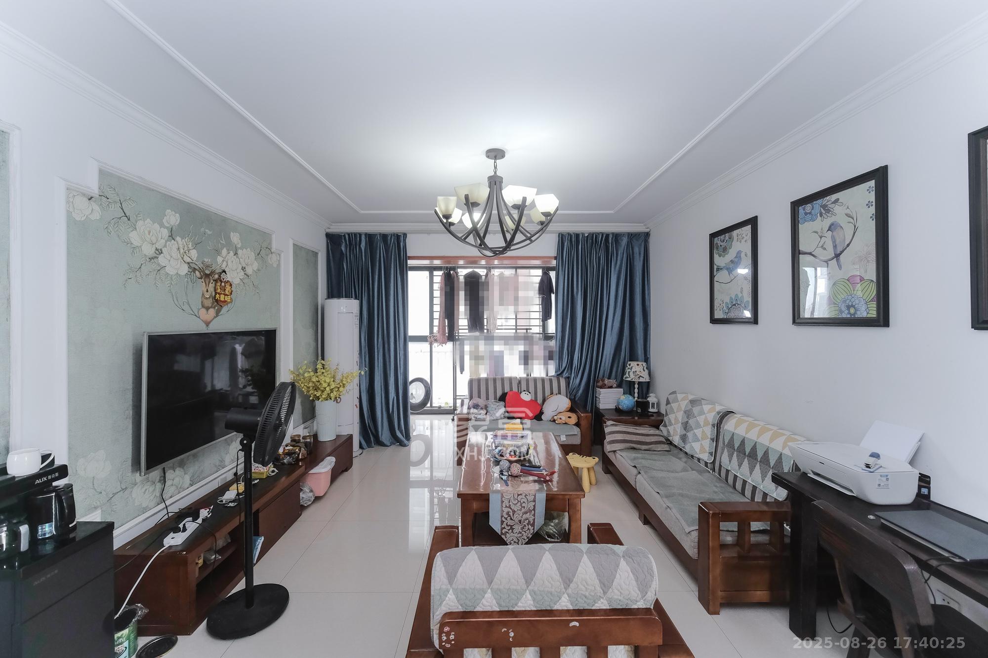 圆梦完美生活 3室2厅2卫 73.0万 圆梦完美生活 3室2厅2卫 73.0万客厅