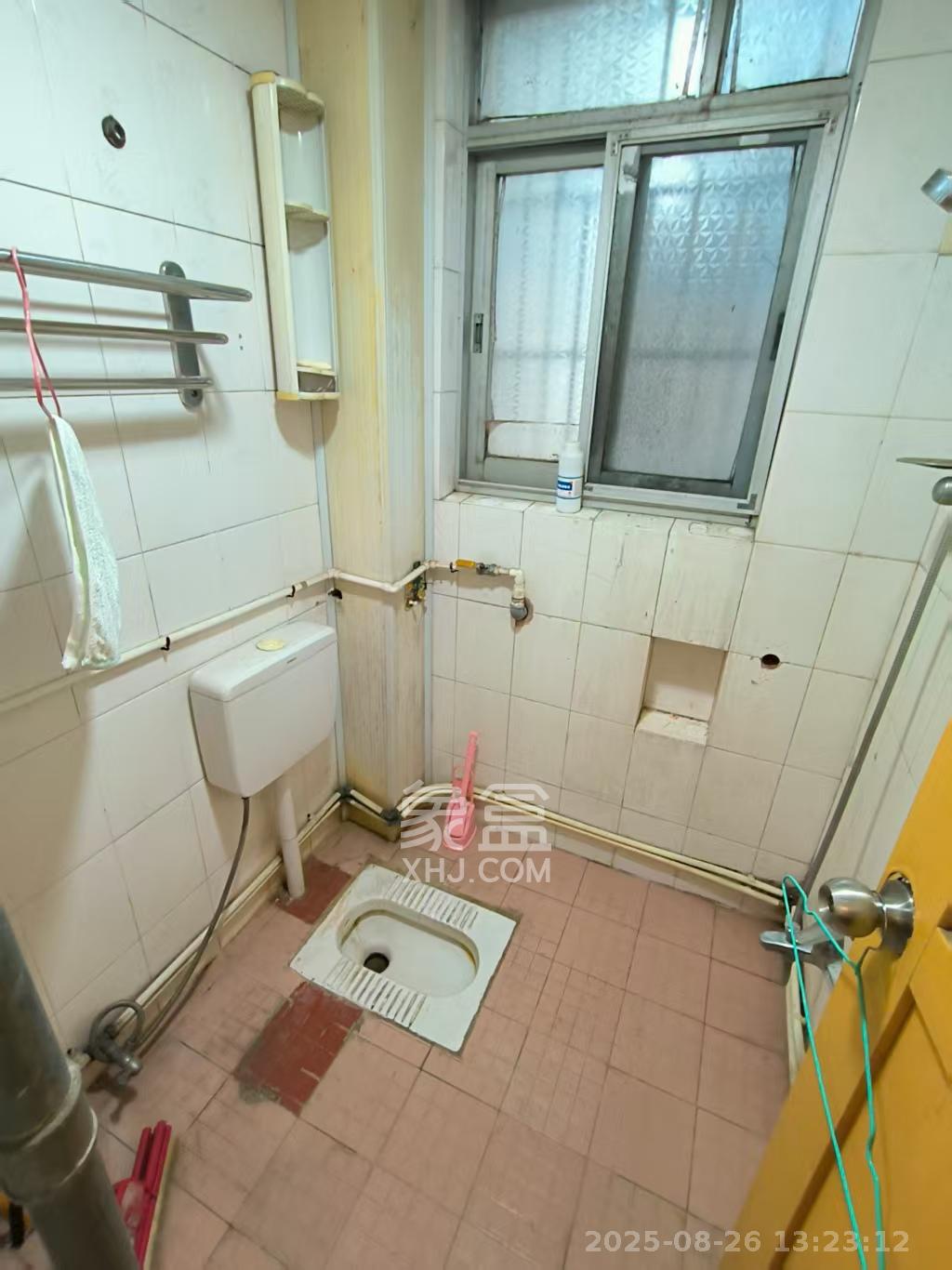 袁家岭省煤炭厅宿舍(芙蓉区省煤炭局小区)  3室1厅1卫    2500.0元/月 袁家岭省煤炭厅宿舍(芙蓉区省煤炭局小区)  3室1厅1卫    2500.0元/月室内图