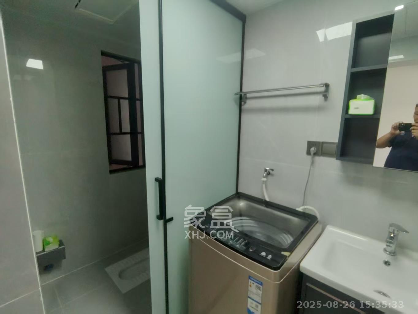 中梁正荣府  5室2厅2卫    3700.0元/月 中梁正荣府  5室2厅2卫    3700.0元/月室内图