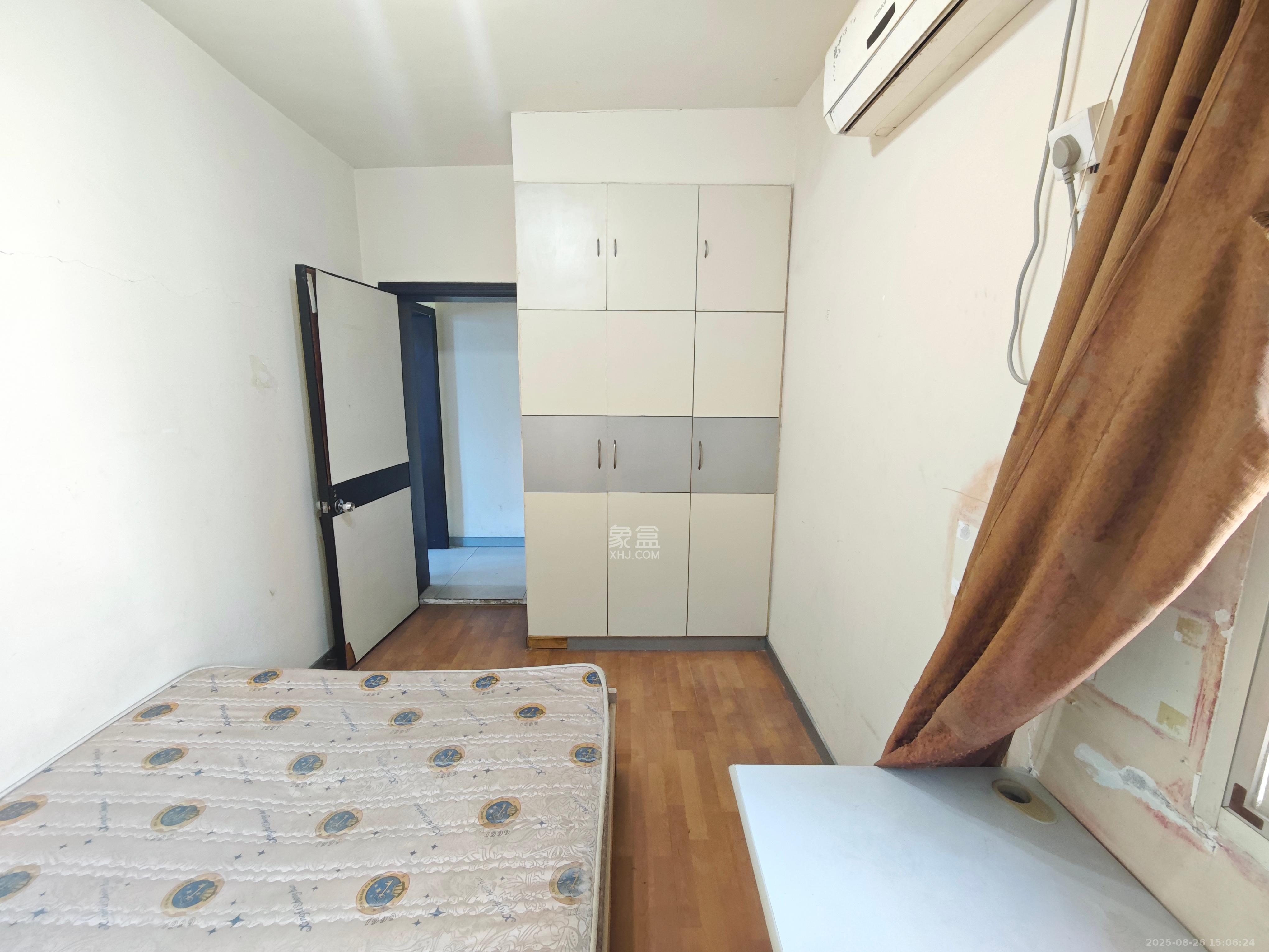 建湘新村  3室2厅1卫   1250.00元/月室内图