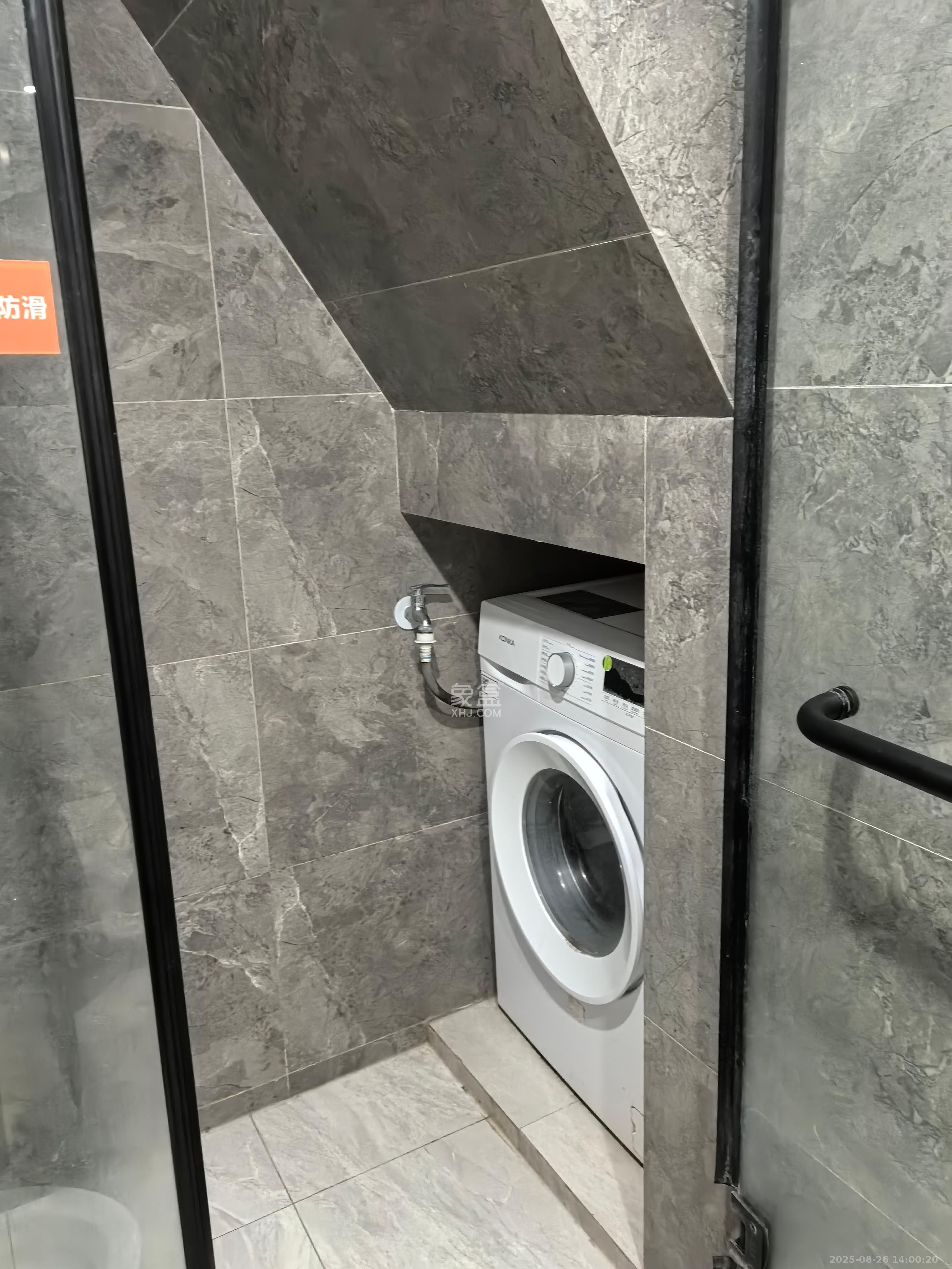 华远华时代 2室1厅1卫 3000.0元/月 华远华时代 2室1厅1卫 3000.0元/月室内图