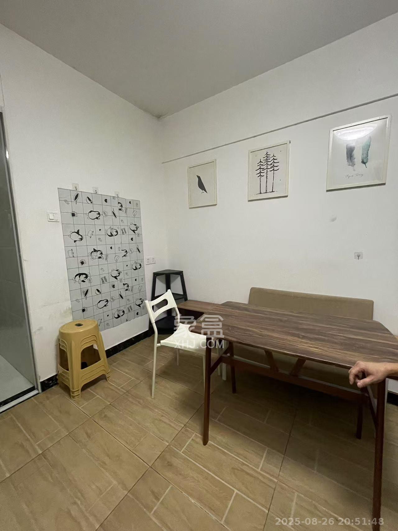 五矿紫湖香醍  1室1厅1卫    900.0元/月 五矿紫湖香醍  1室1厅1卫    900.0元/月室内图