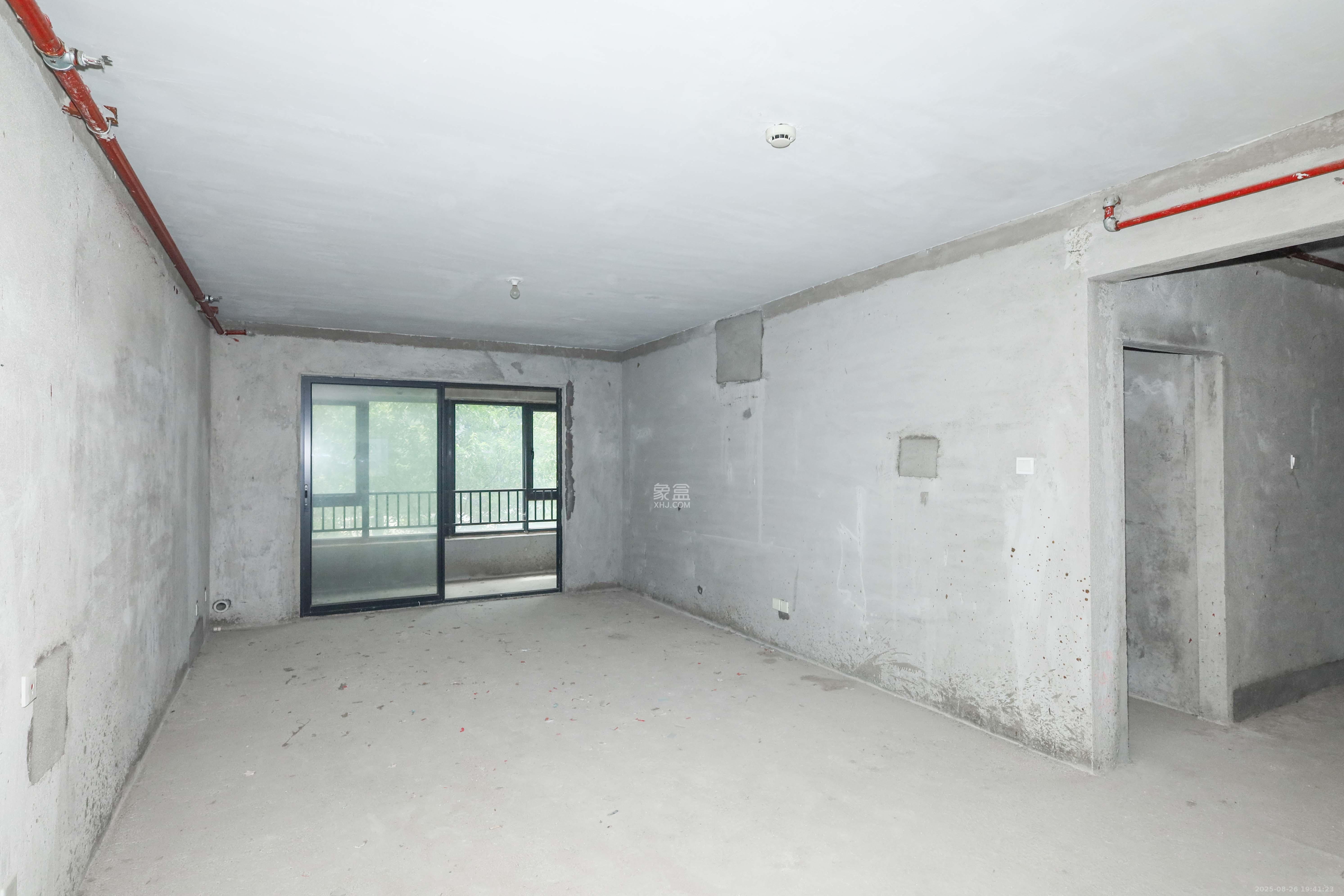 南山梅溪一方  4室2厅2卫    160.0万 南山梅溪一方  4室2厅2卫    160.0万客厅