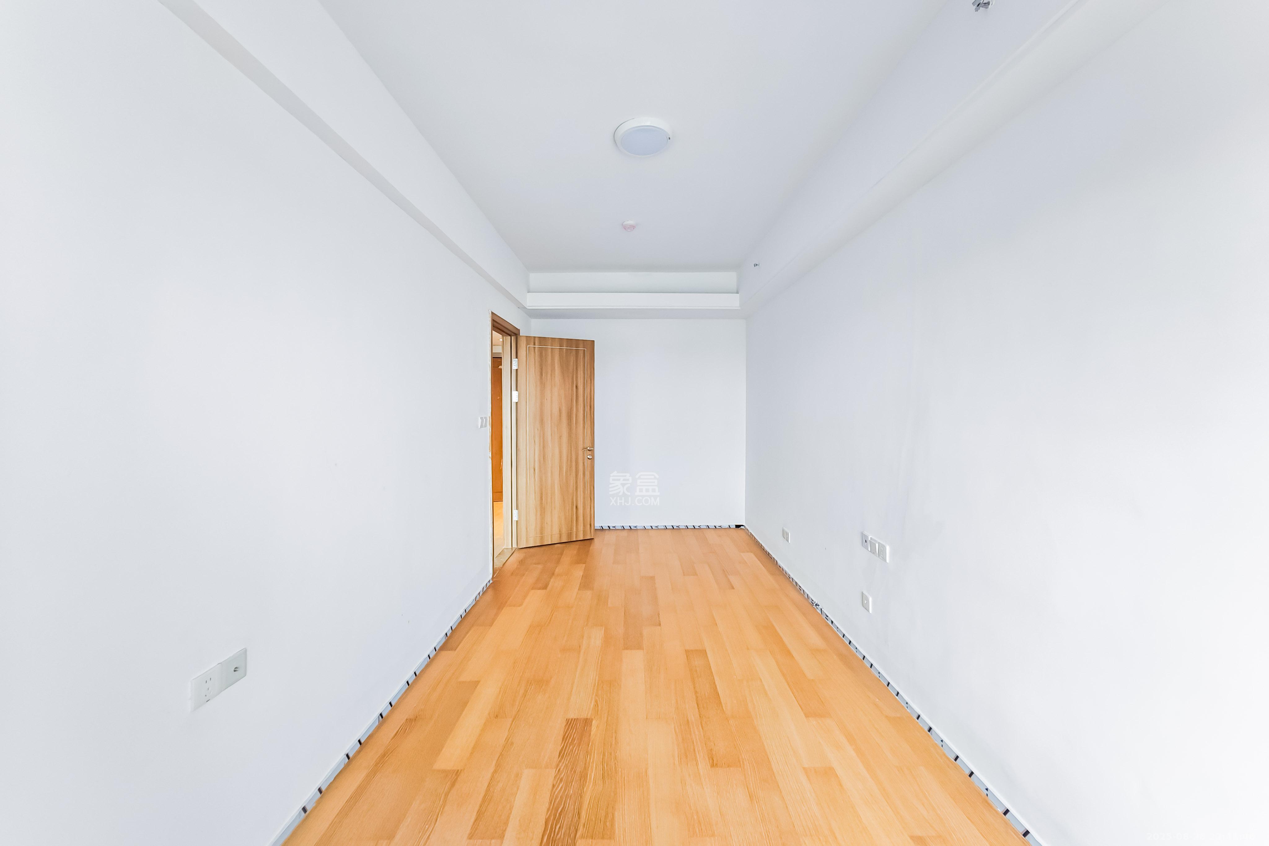 恒大国际广场  1室1厅1卫    36.6万卧室