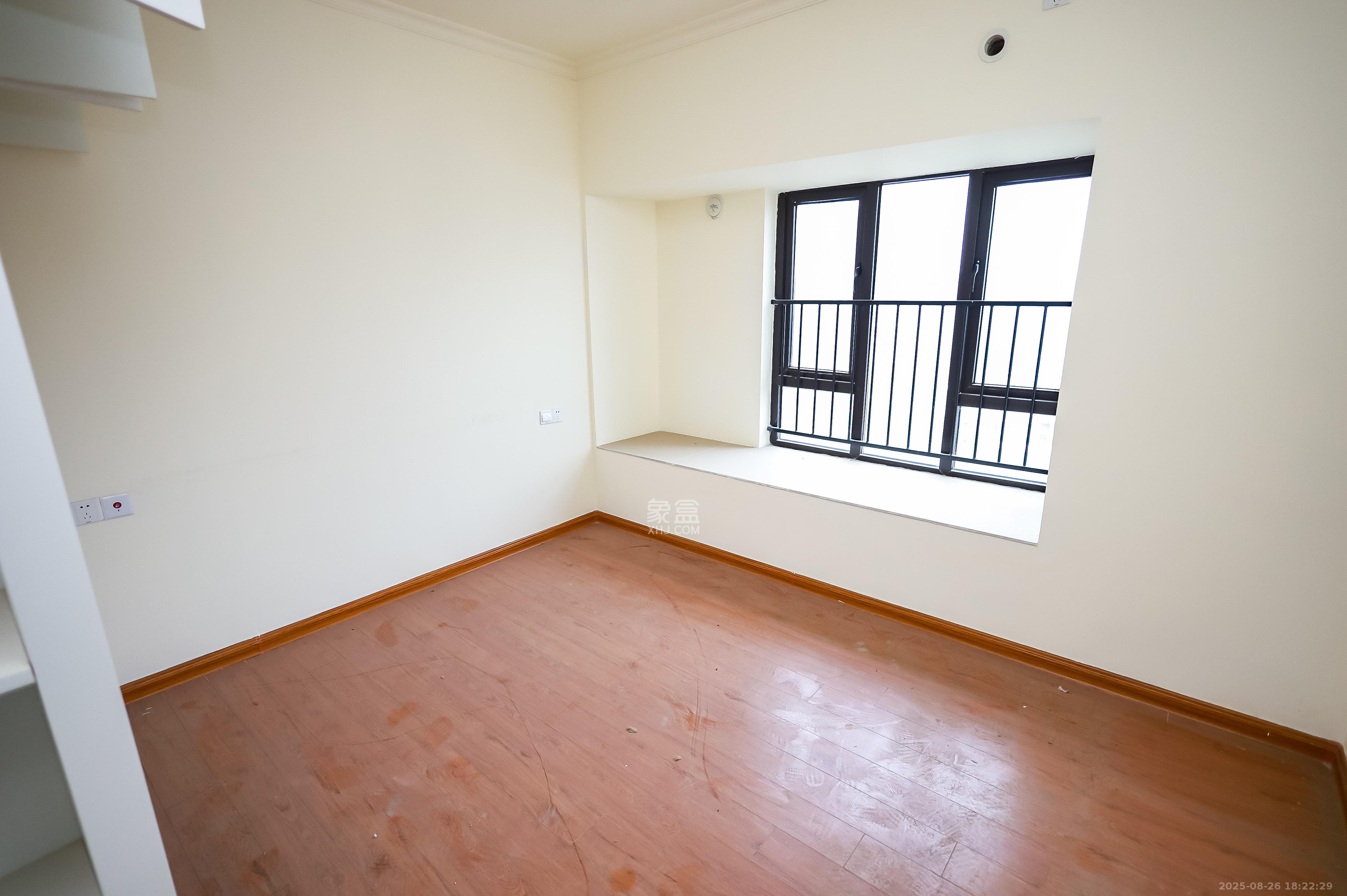 碧桂园荟隽棠  4室2厅2卫    126.0万卧室