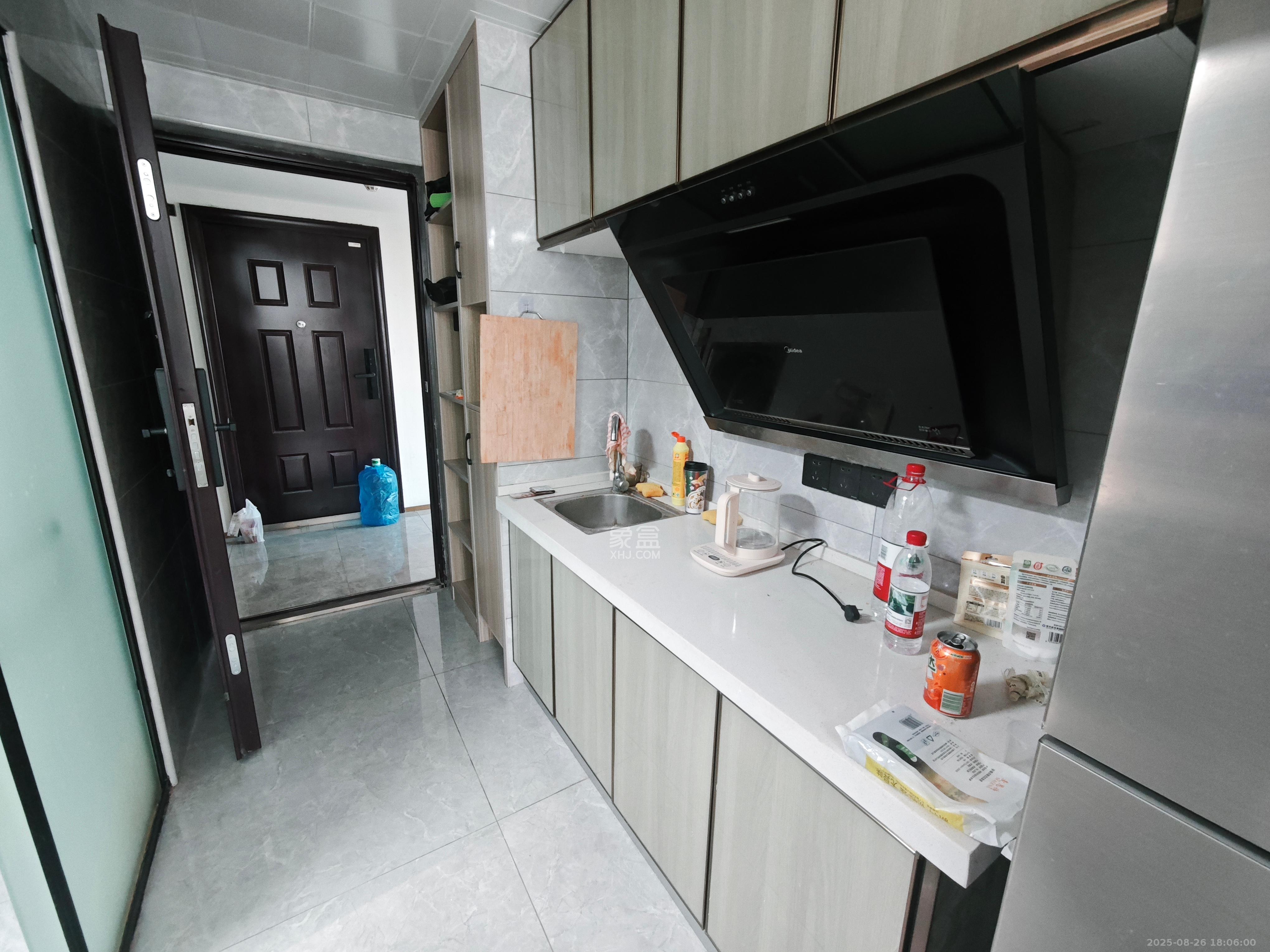 保利麓谷林语I区 1室0厅0卫 1300.0元/月 保利麓谷林语I区 1室0厅0卫 1300.0元/月室内图