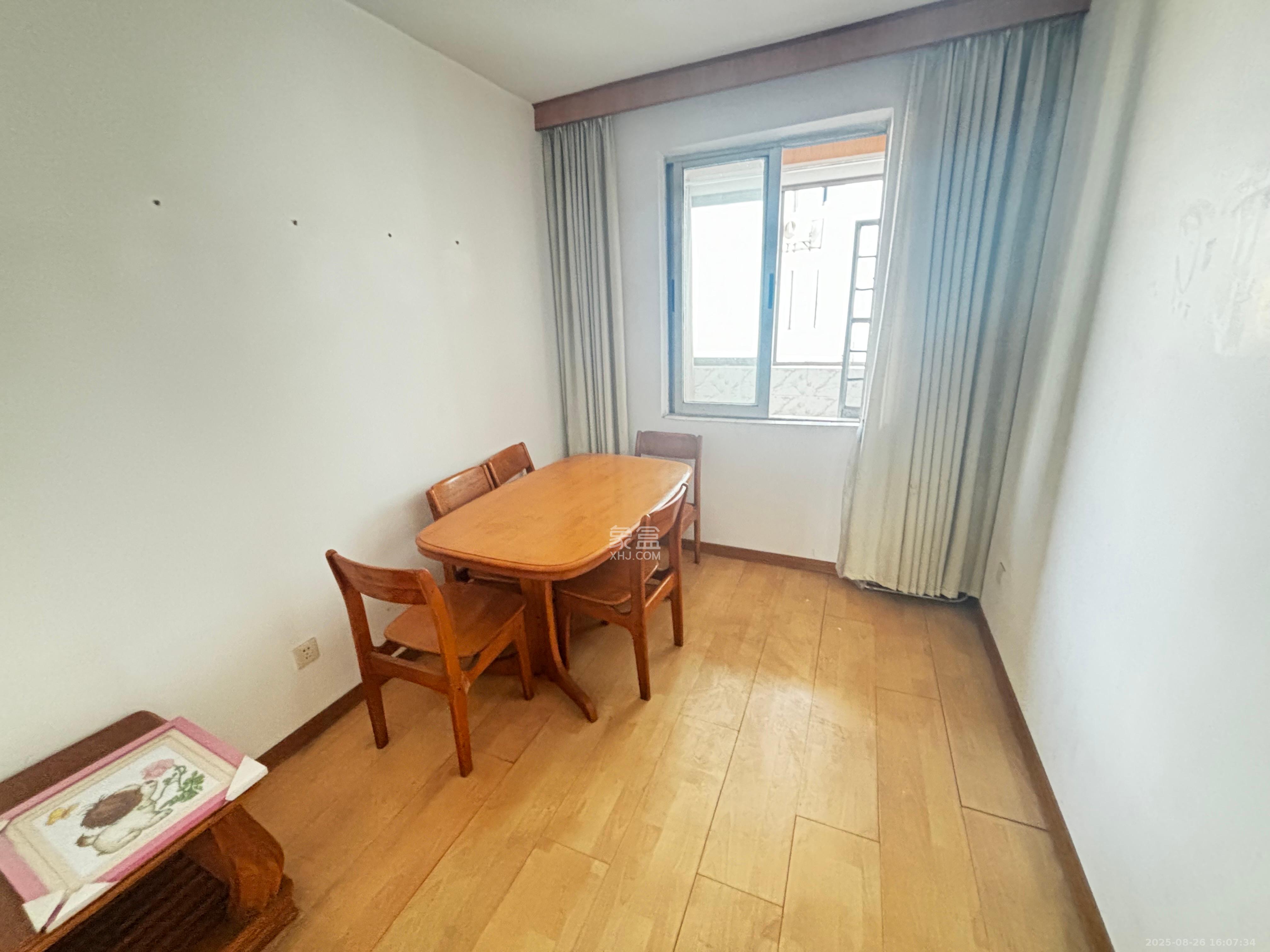 中国铝业单位宿舍 1室0厅0卫 1800.0元/月 中国铝业单位宿舍 1室0厅0卫 1800.0元/月室内图