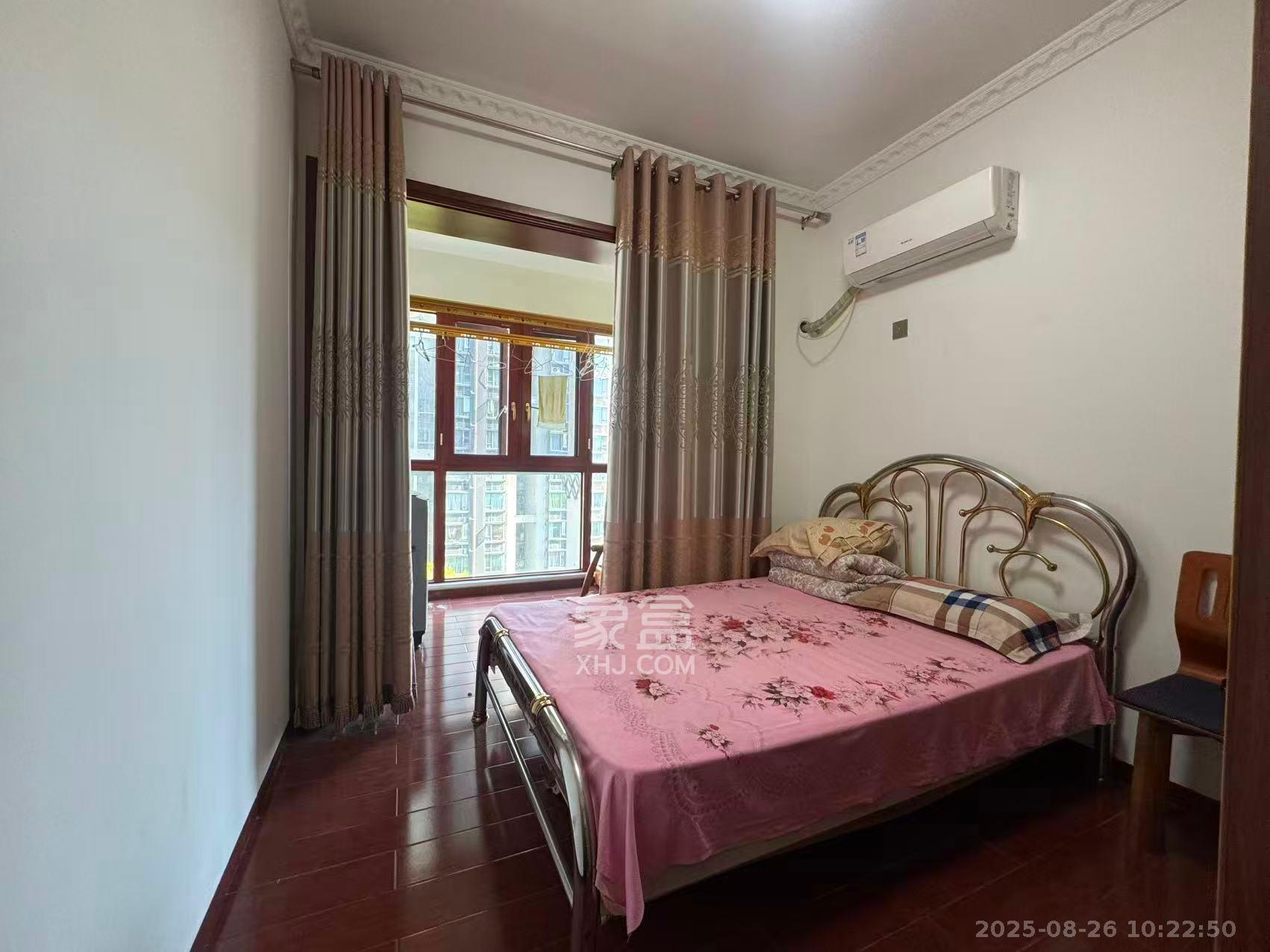 滨江君悦香邸  4室2厅2卫    4500.0元/月 滨江君悦香邸  4室2厅2卫    4500.0元/月室内图