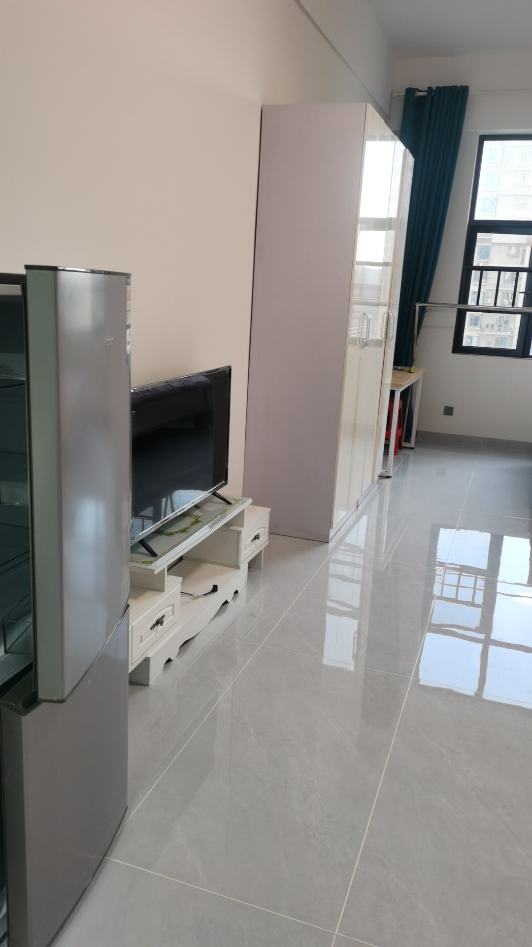 汇通国际  1室1厅1卫    1000.0元/月 汇通国际  1室1厅1卫    1000.0元/月室内图