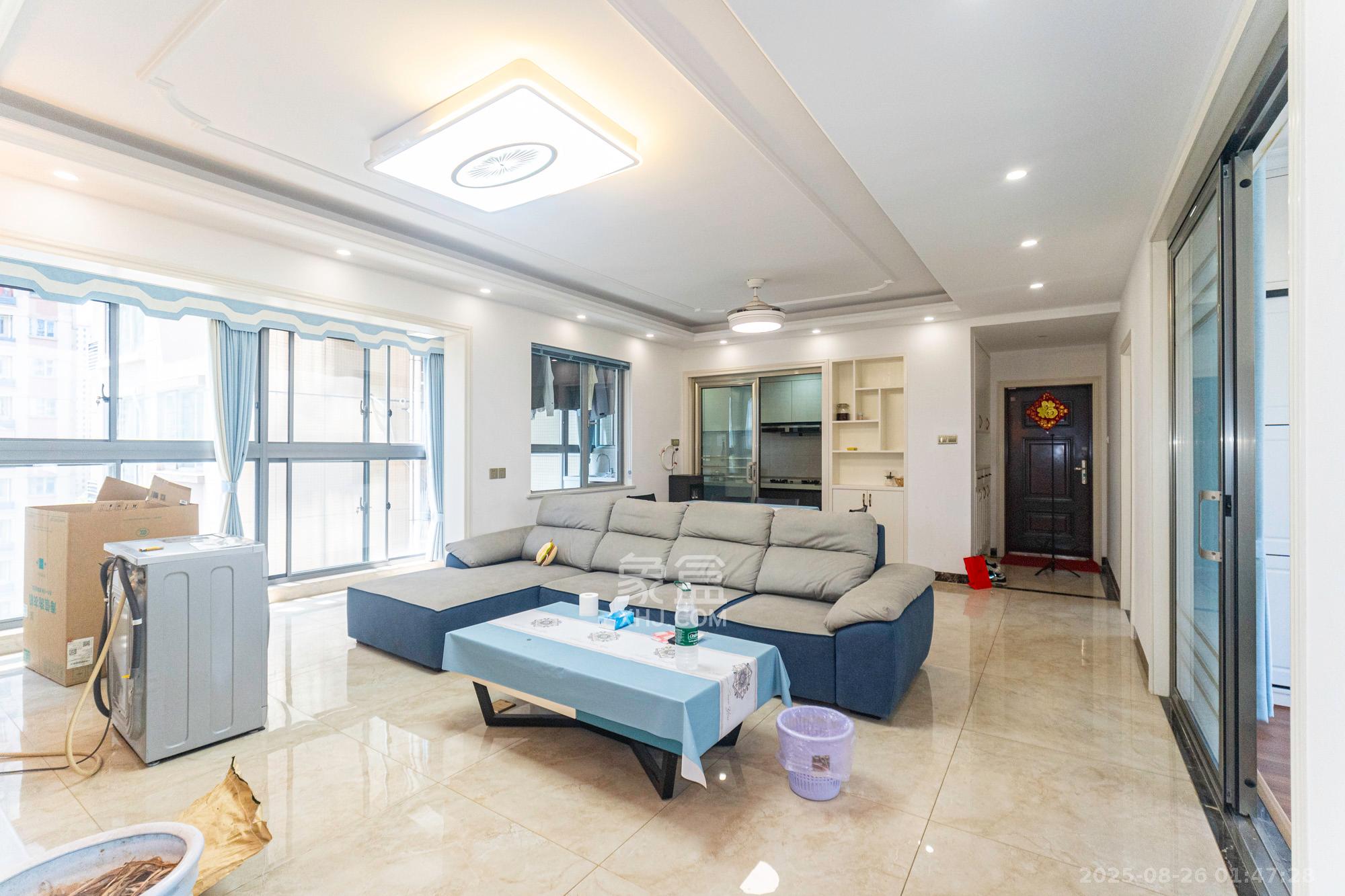 湖湘奥林匹克花园  4室2厅2卫    131.98万 湖湘奥林匹克花园  4室2厅2卫    131.98万