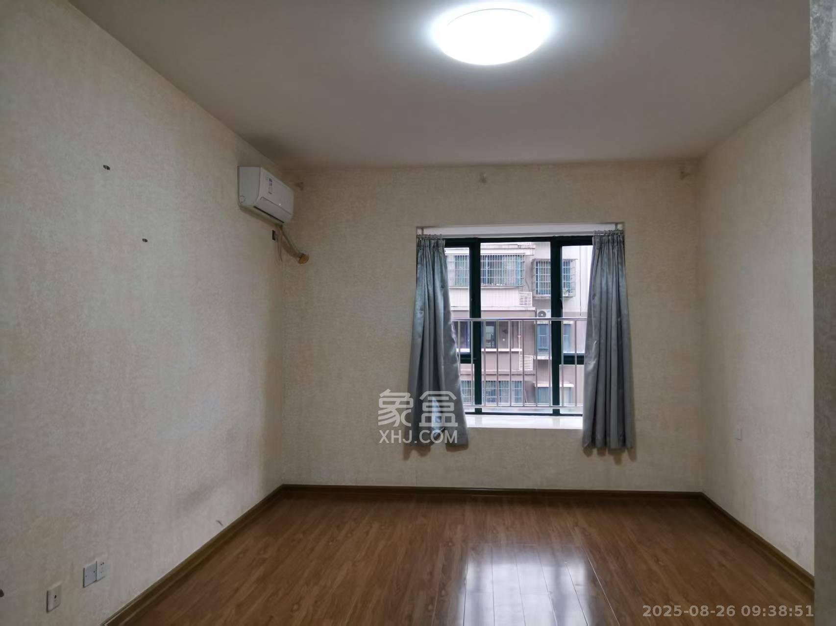 银桂苑  5室2厅1卫    3500.0元/月 银桂苑  5室2厅1卫    3500.0元/月室内图