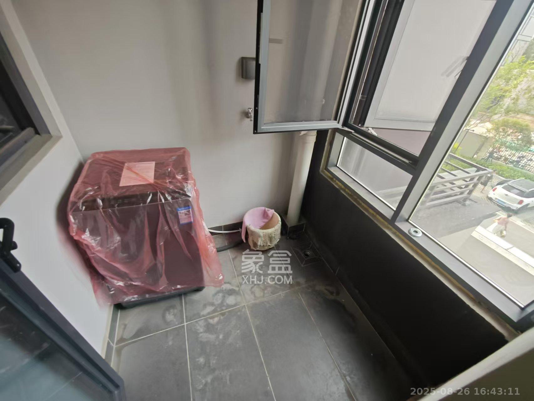 招商雍山湖 4室2厅2卫 3200.0元/月 招商雍山湖 4室2厅2卫 3200.0元/月室内图