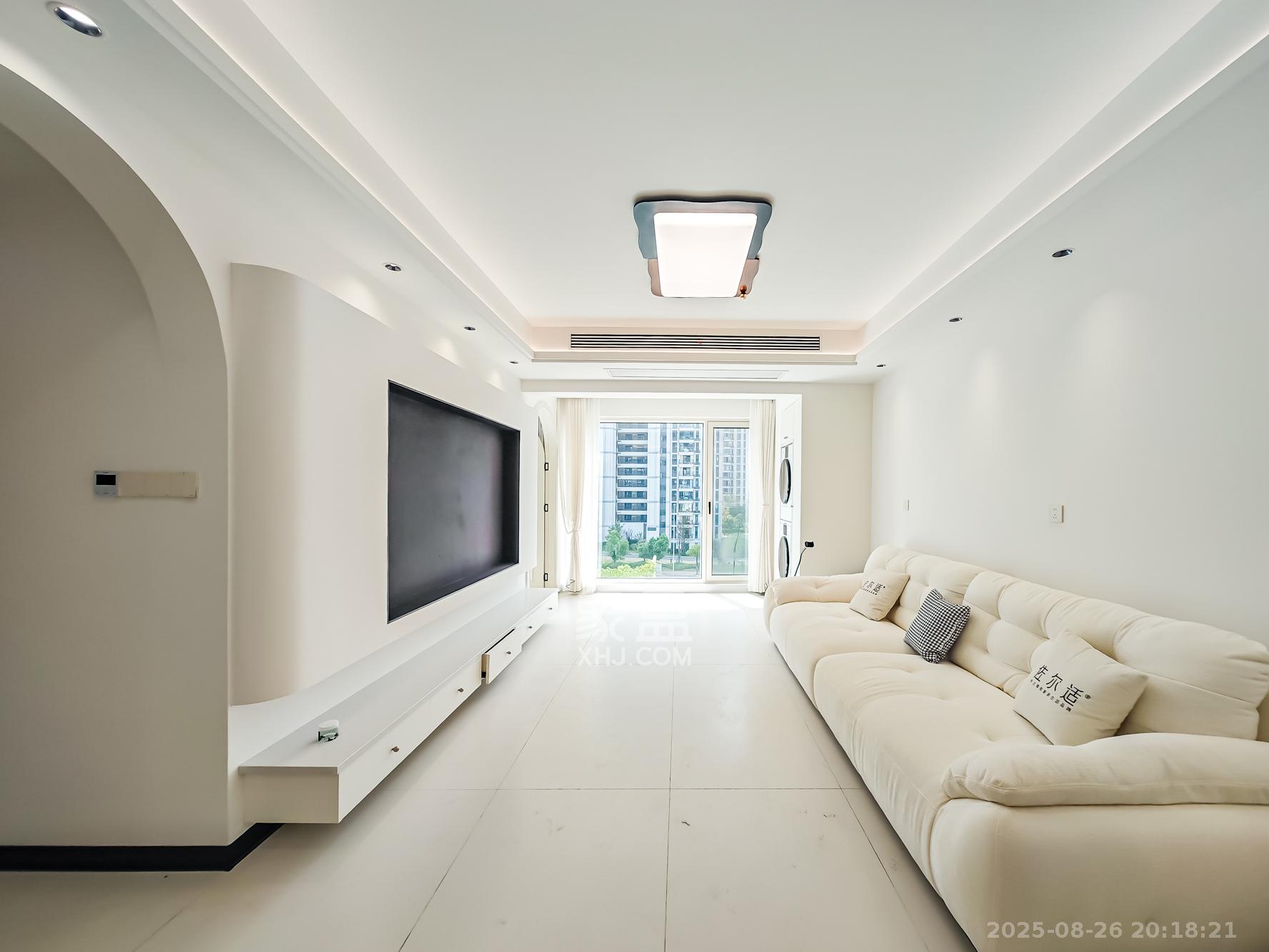 长沙北中心保利时代F区  2室1厅2卫    95.0万 长沙北中心保利时代F区  2室1厅2卫    95.0万