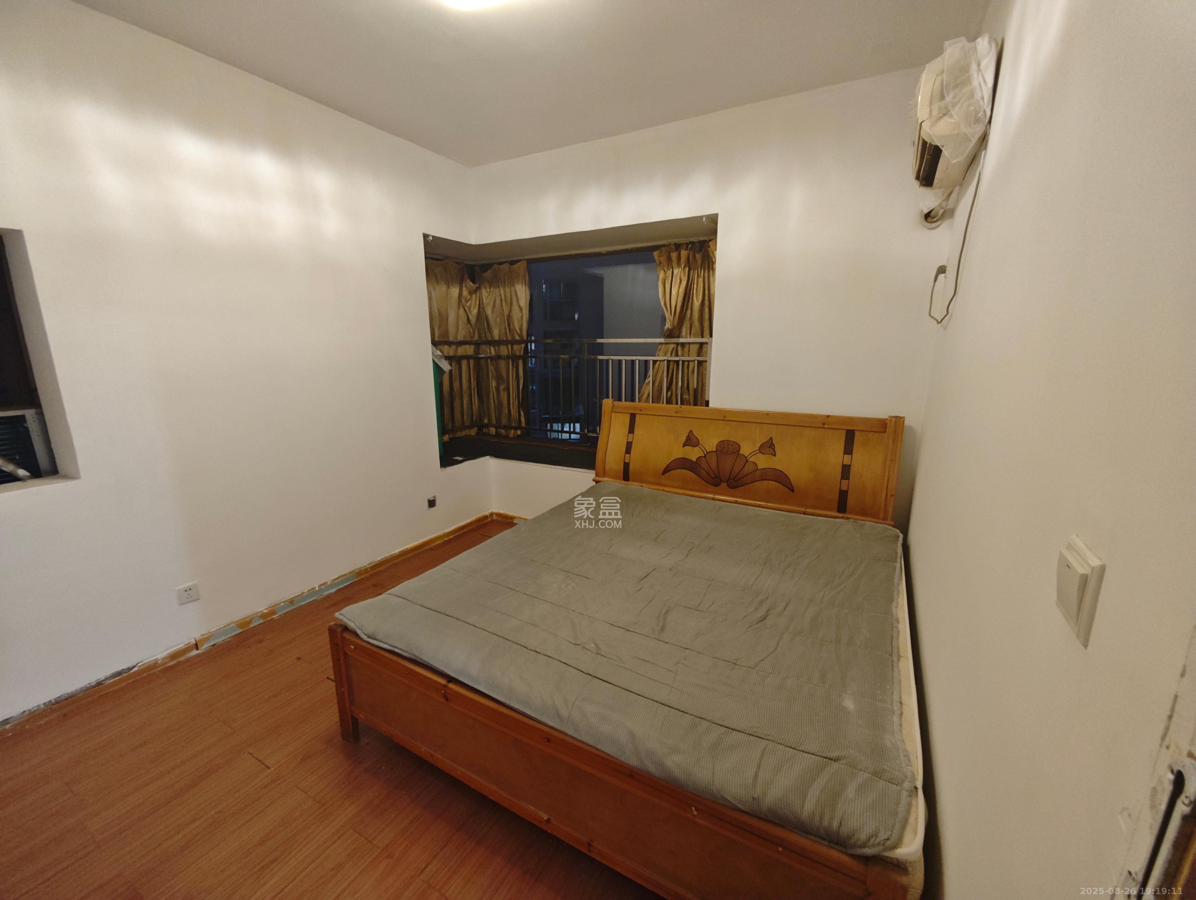 高信向日葵 2室2厅1卫 1800.0元/月 高信向日葵 2室2厅1卫 1800.0元/月室内图