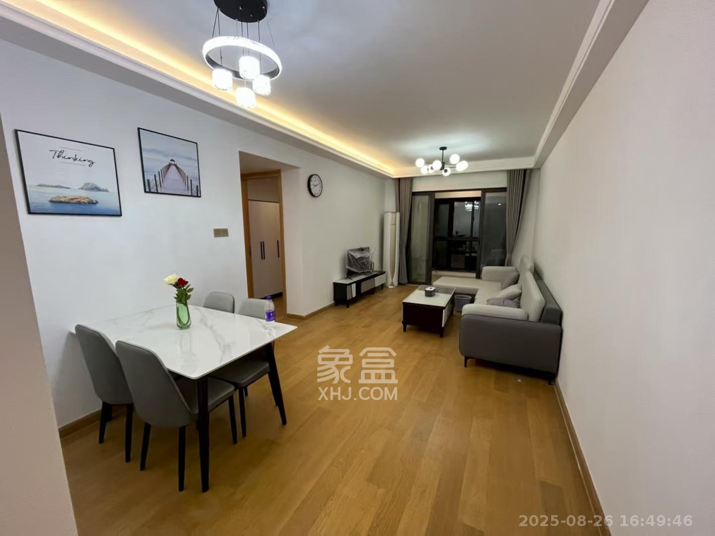 阳光城尚东湾青柠园  3室2厅1卫    2500.0元/月室内图