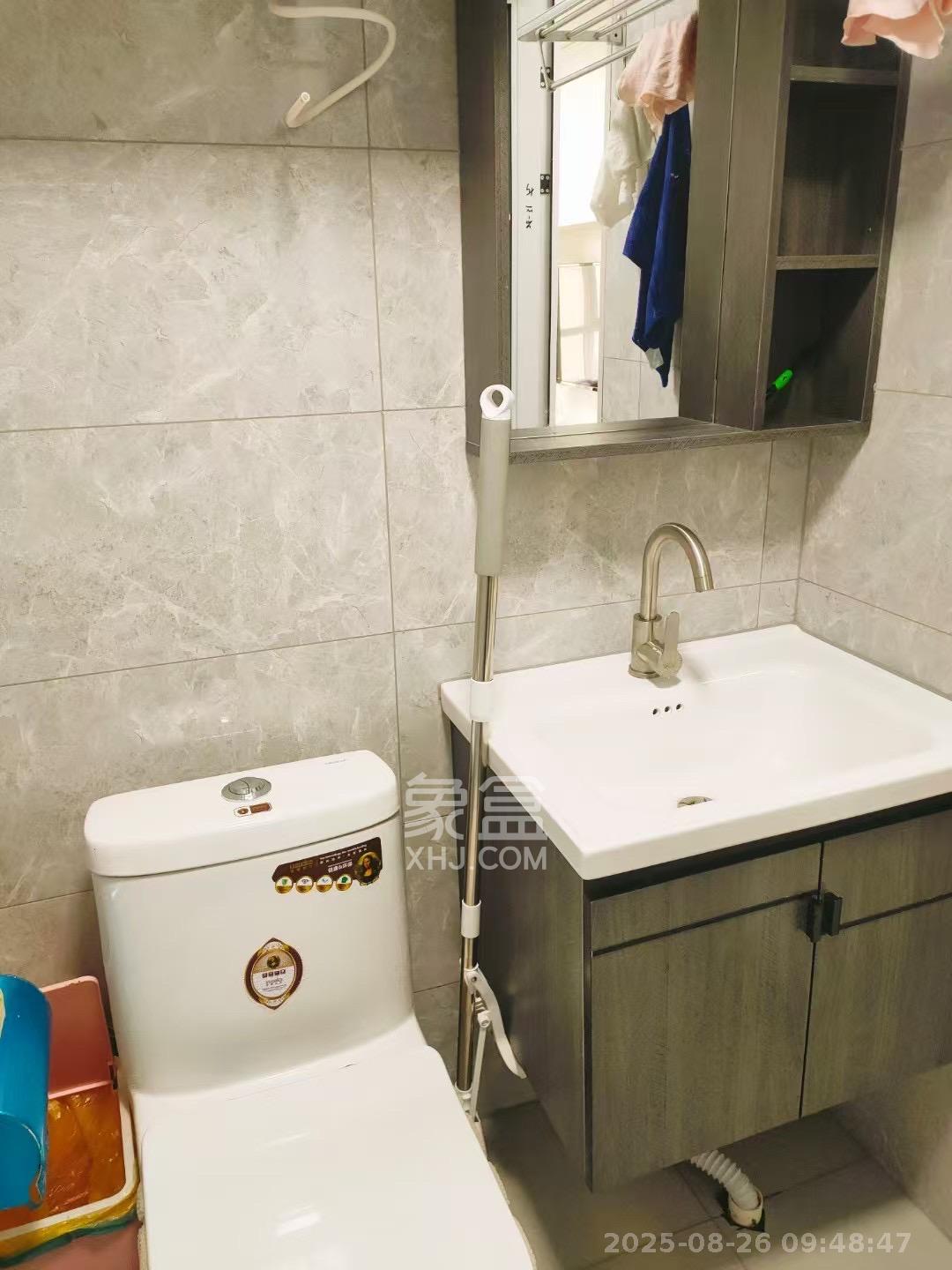 金地铂悦 1室1厅1卫 1400.0元/月 金地铂悦 1室1厅1卫 1400.0元/月室内图