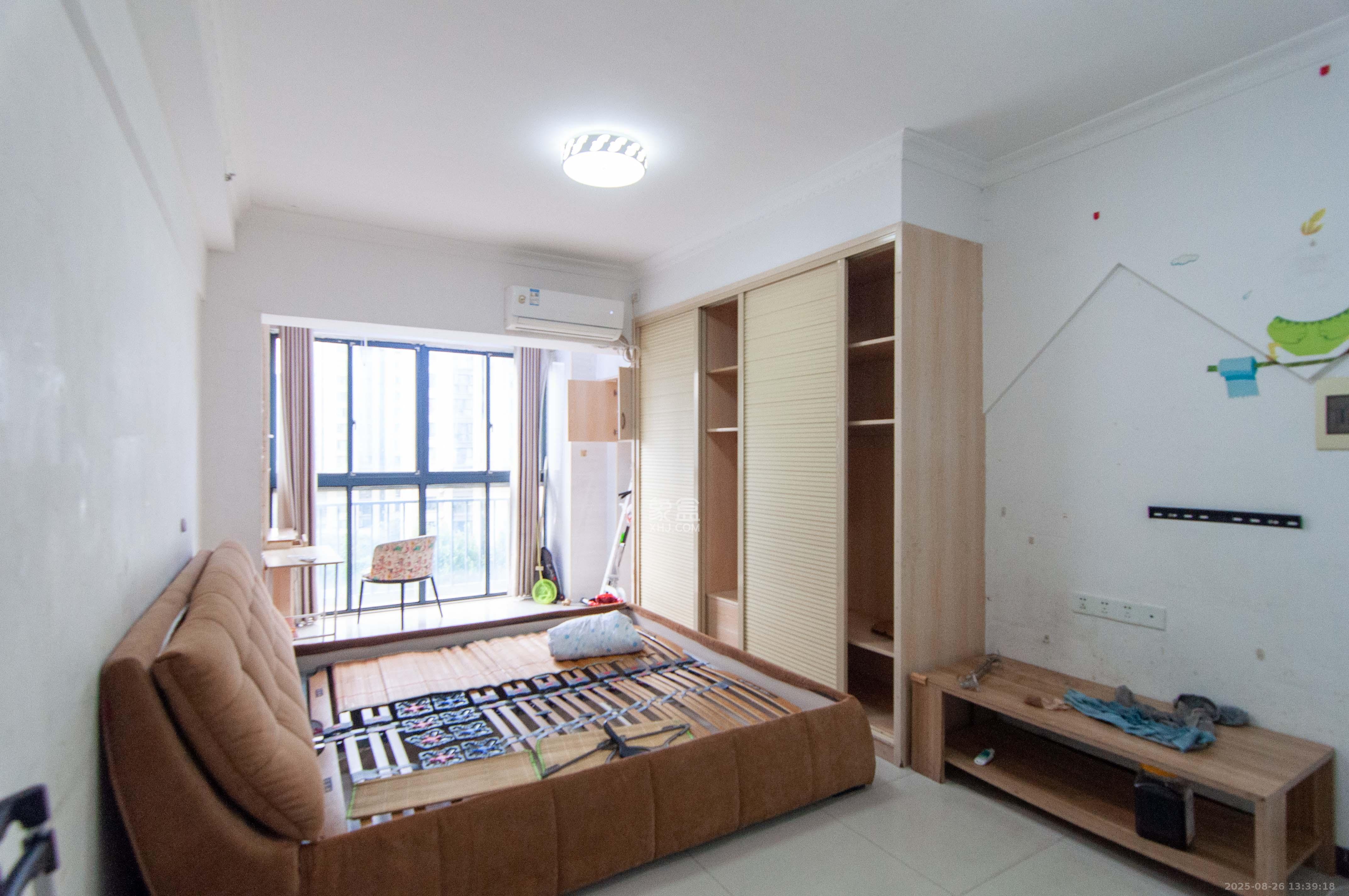 君康家园(梅溪湖七喜街) 1室1厅1卫 75.0万 君康家园(梅溪湖七喜街) 1室1厅1卫 75.0万客厅