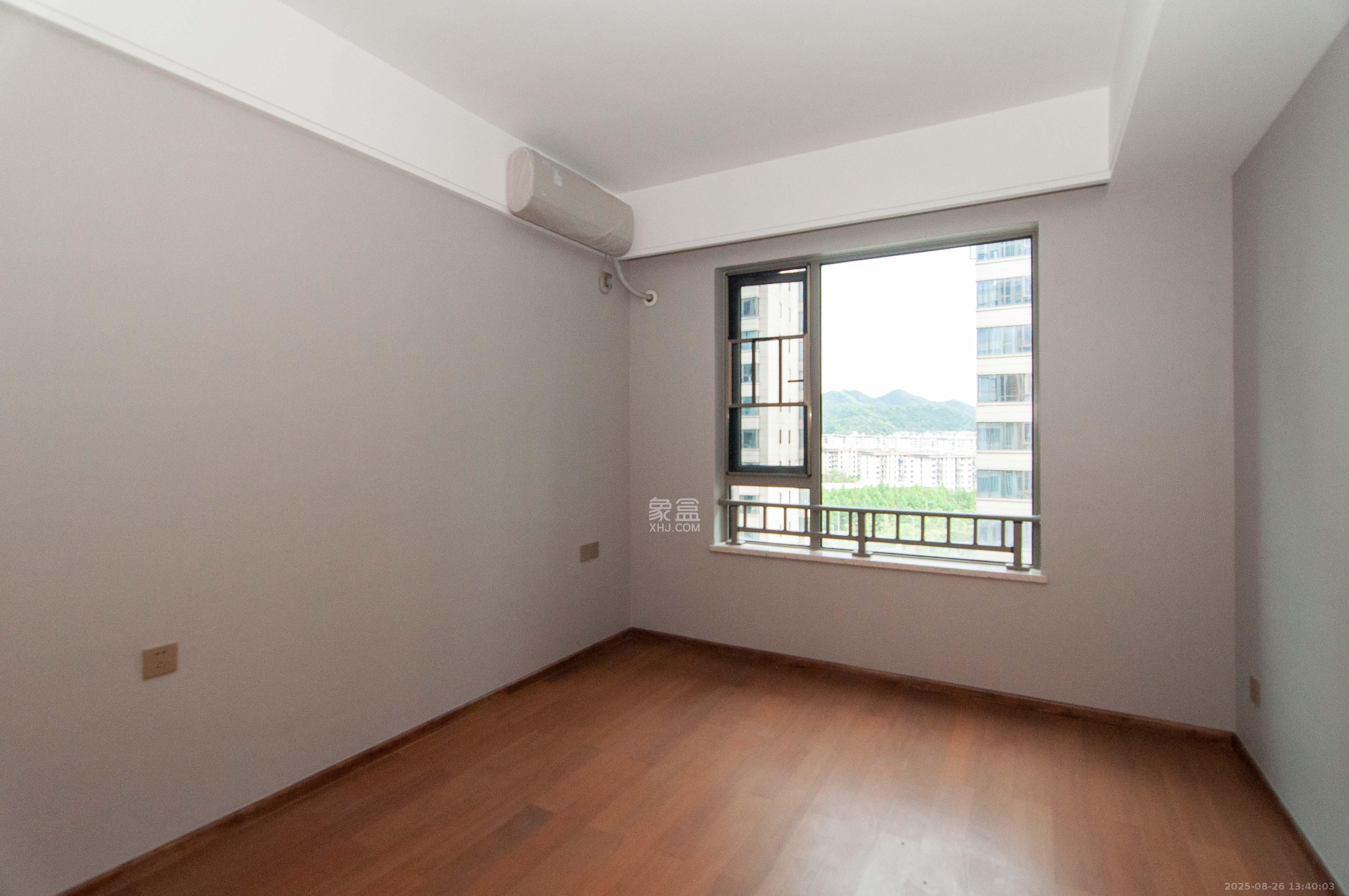 梅溪湖金茂湾  4室2厅2卫    235.0万 梅溪湖金茂湾  4室2厅2卫    235.0万其他