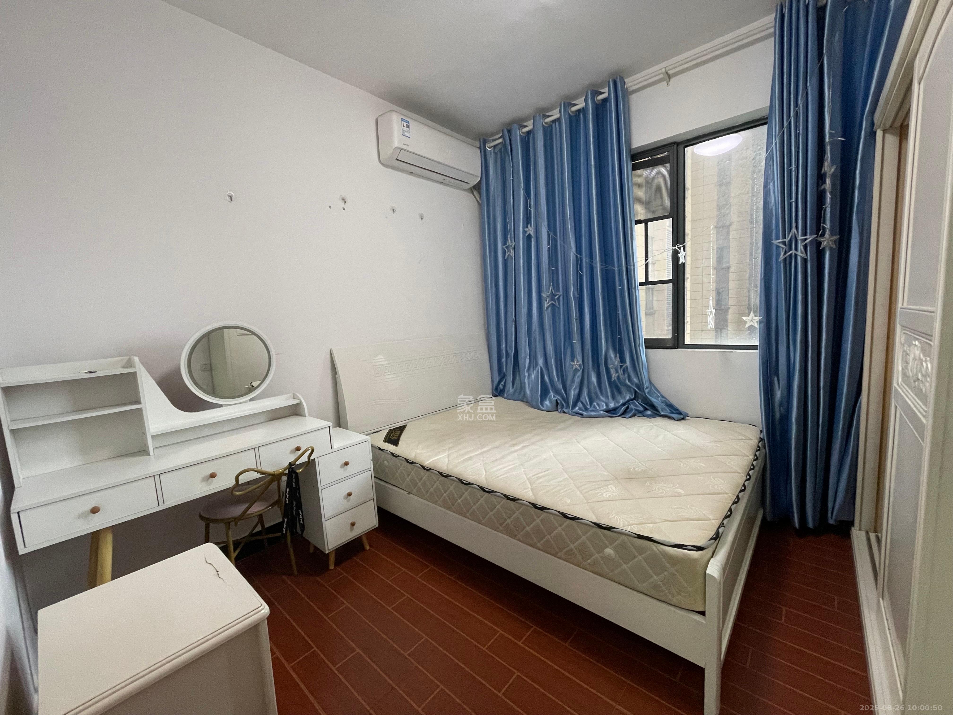 荣盛花语书苑 3室2厅1卫 2400.0元/月 荣盛花语书苑 3室2厅1卫 2400.0元/月室内图