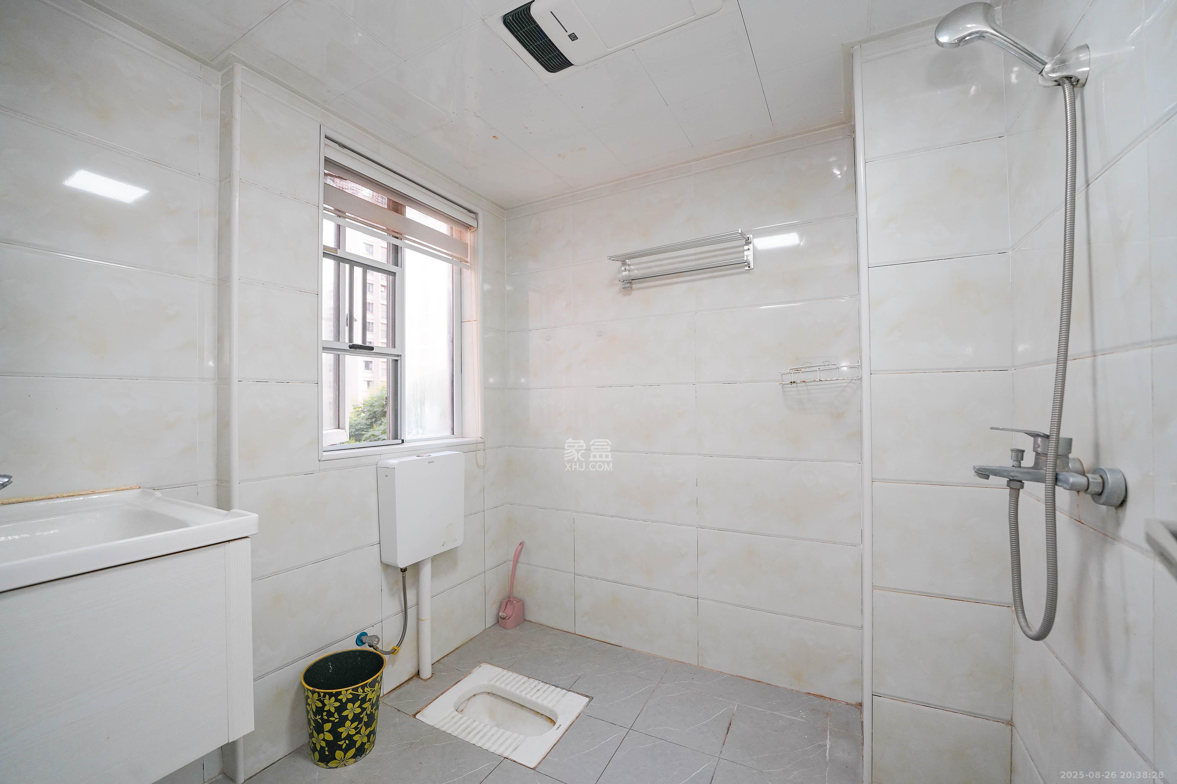 丽发新城  2室2厅1卫    58.0万 丽发新城  2室2厅1卫    58.0万其他