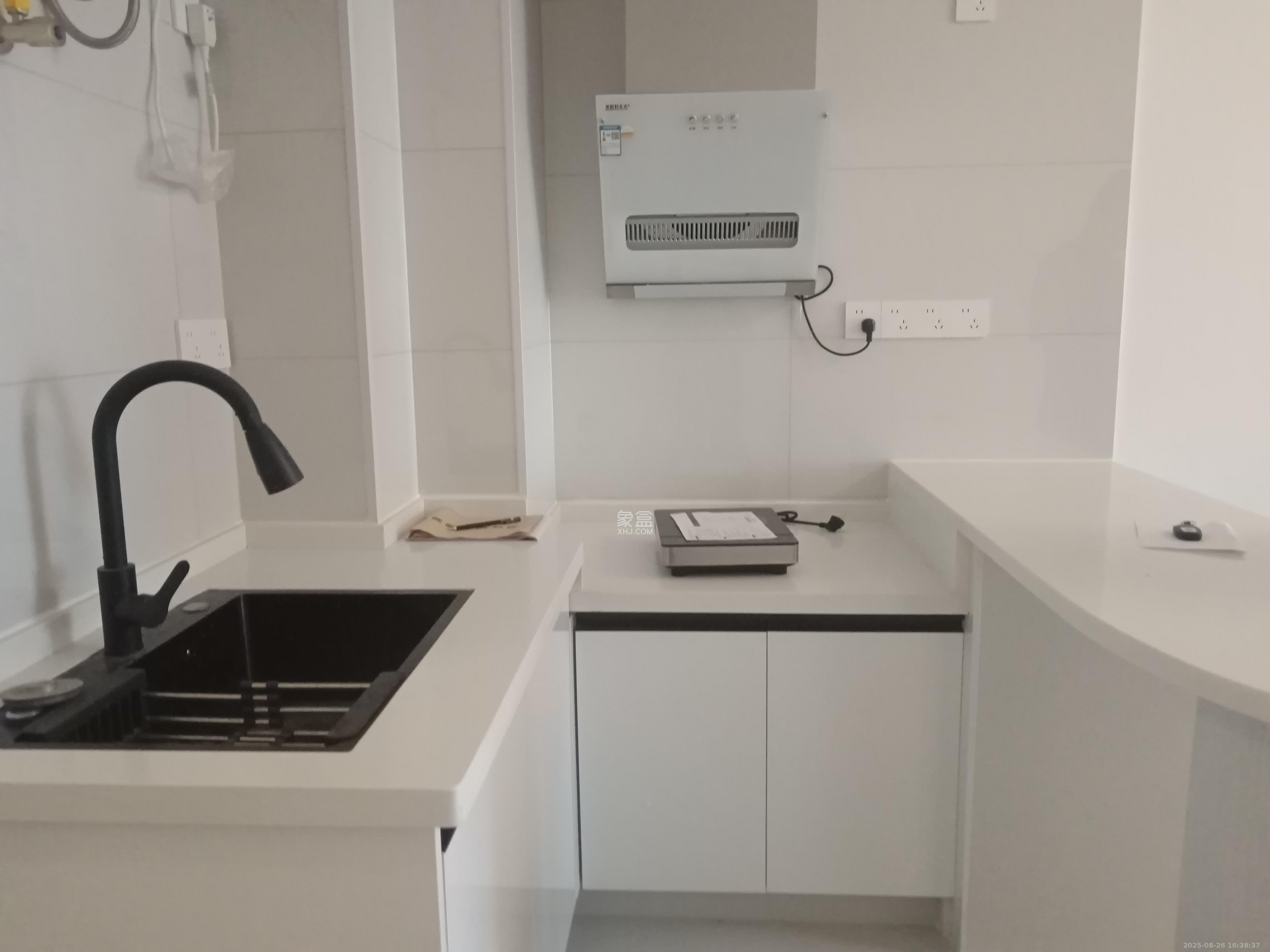 恒大誉府(融誉商业中心) 1室1厅1卫 1650.0元/月 恒大誉府(融誉商业中心) 1室1厅1卫 1650.0元/月室内图