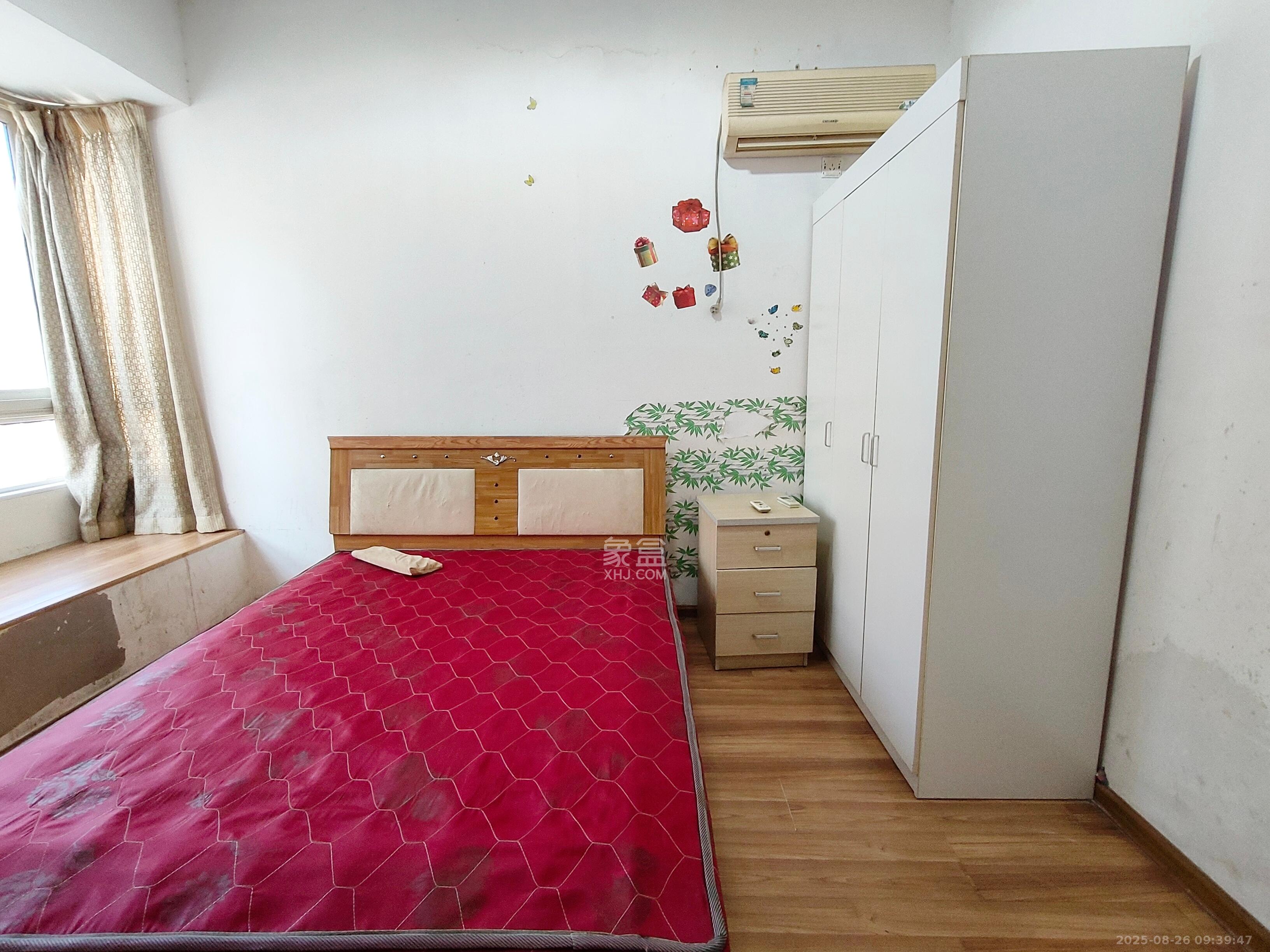 圣力华苑 2室2厅1卫 1300.0元/月 圣力华苑 2室2厅1卫 1300.0元/月室内图