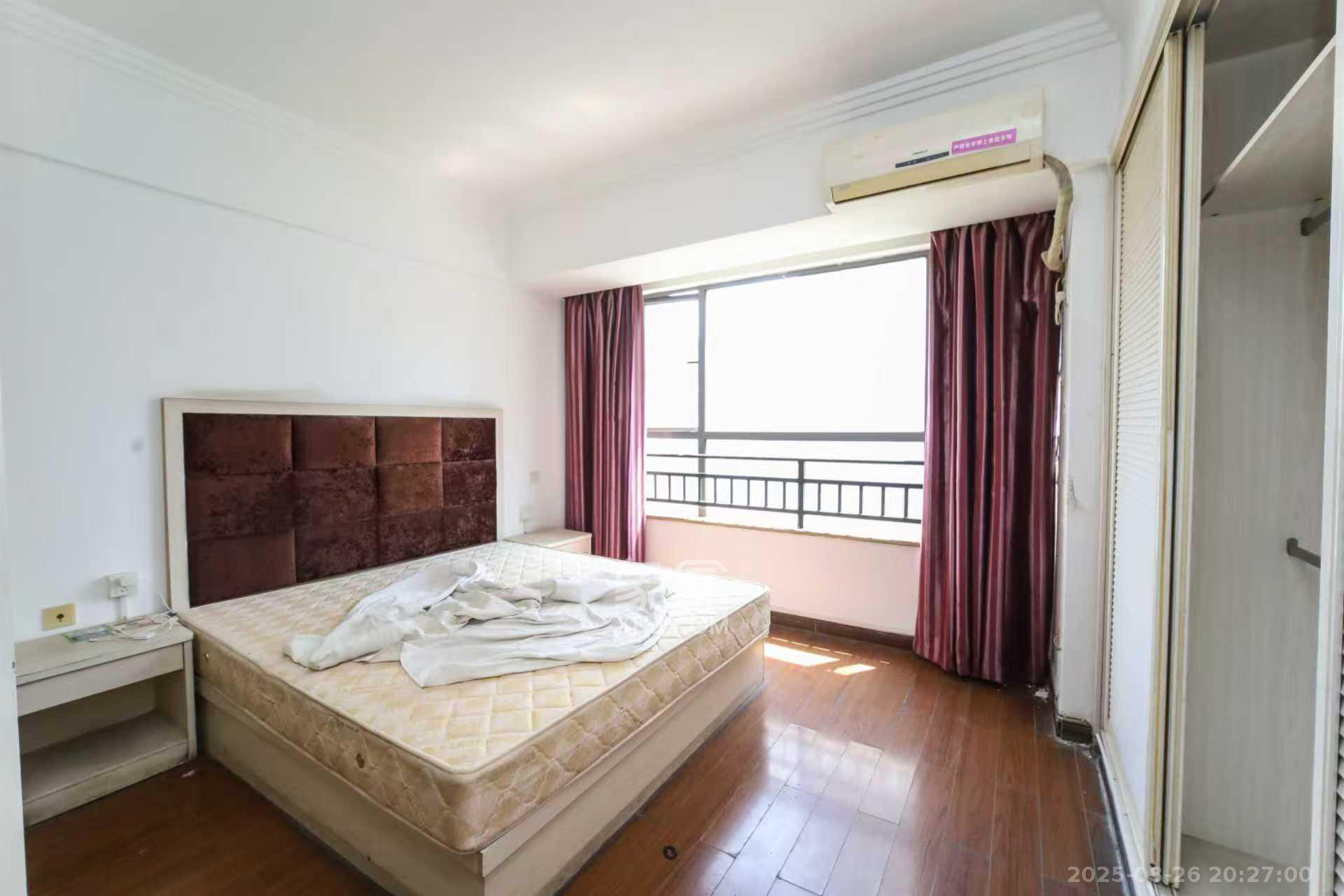 西子一间 1室1厅1卫 1400.0元/月 西子一间 1室1厅1卫 1400.0元/月室内图