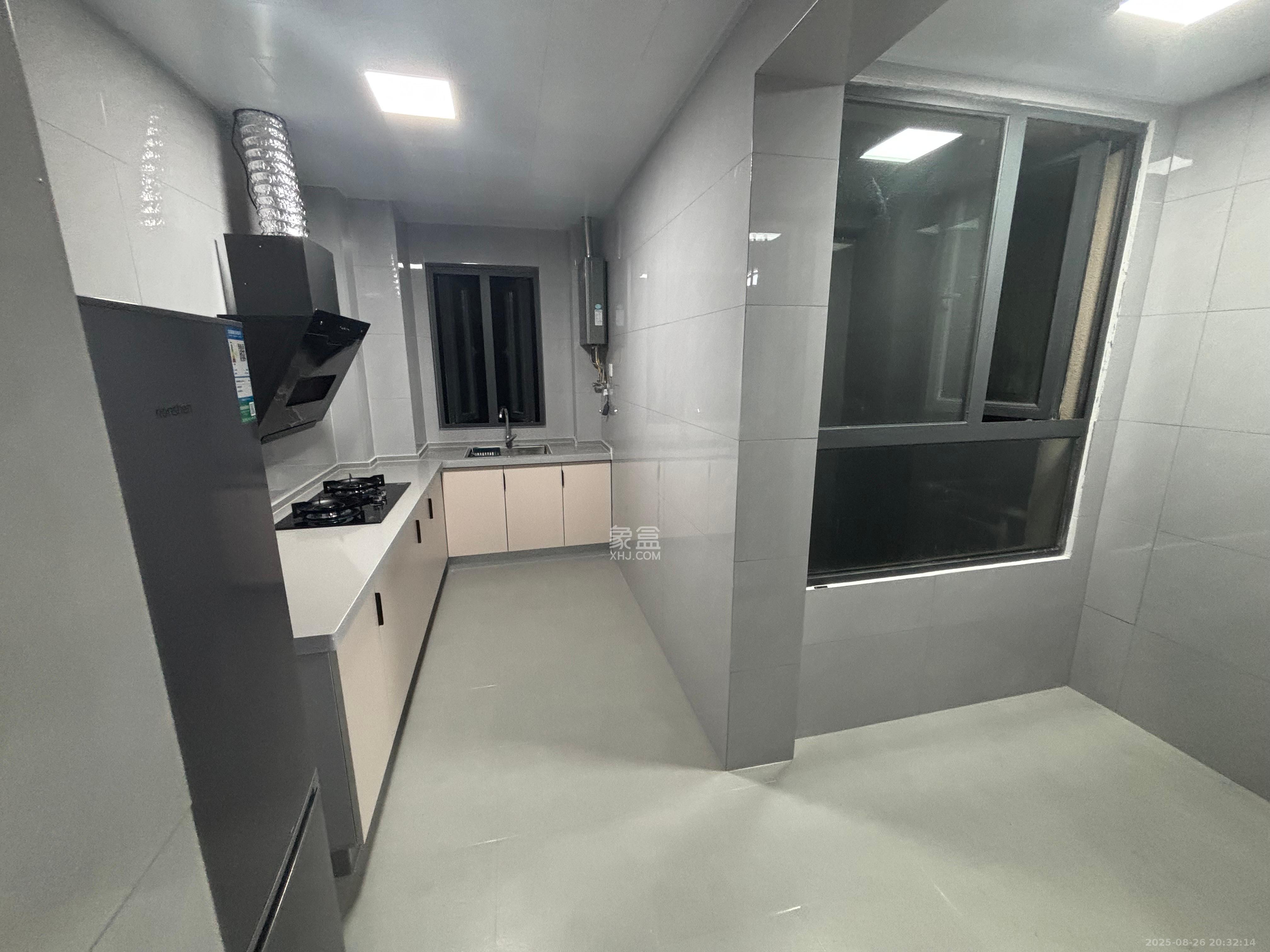 恒大揽湖苑(恒大林溪郡)  3室2厅2卫    2800.0元/月 恒大揽湖苑(恒大林溪郡)  3室2厅2卫    2800.0元/月室内图