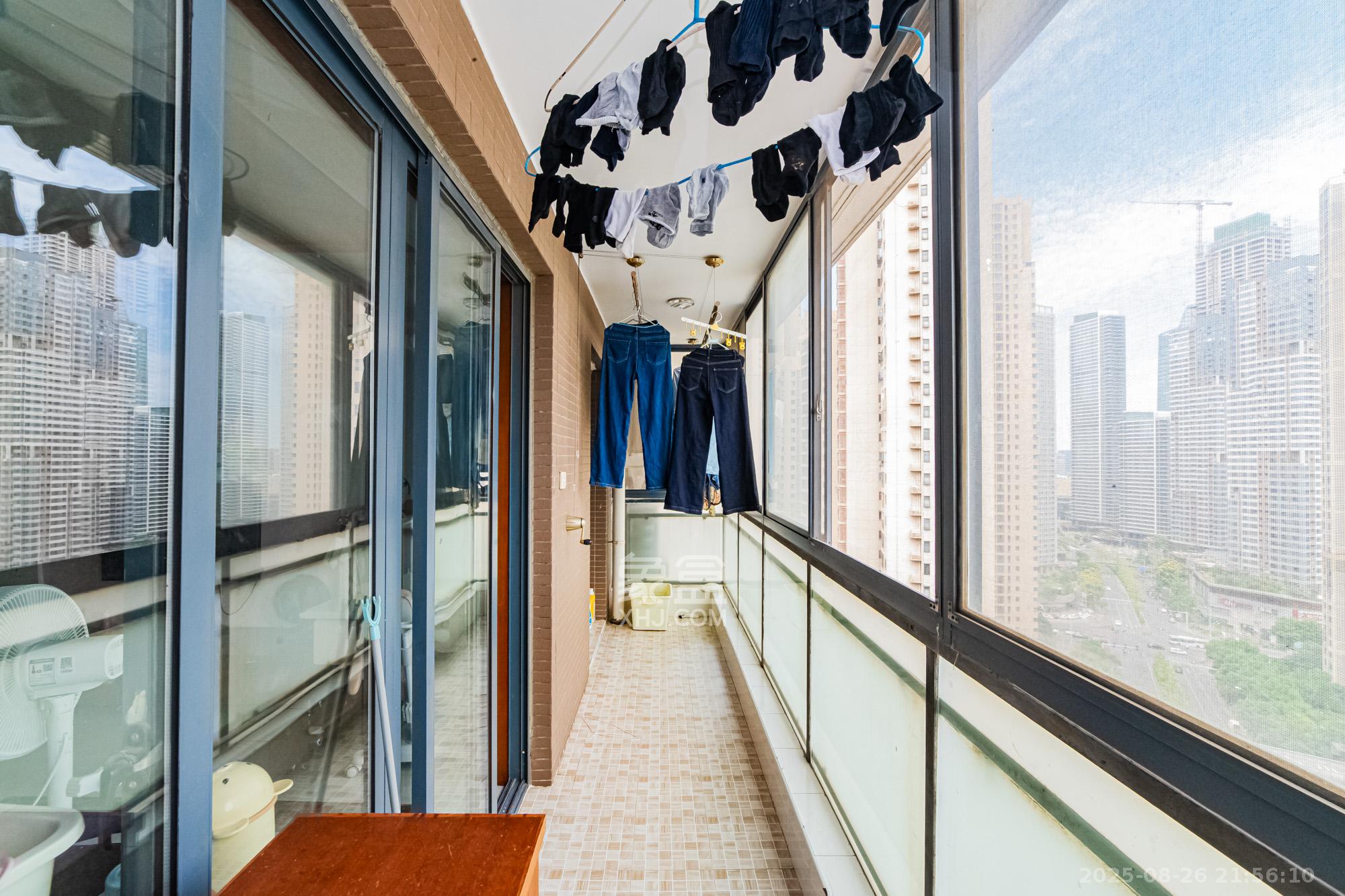 湘江北尚  3室2厅2卫    108.0万 湘江北尚  3室2厅2卫    108.0万阳台