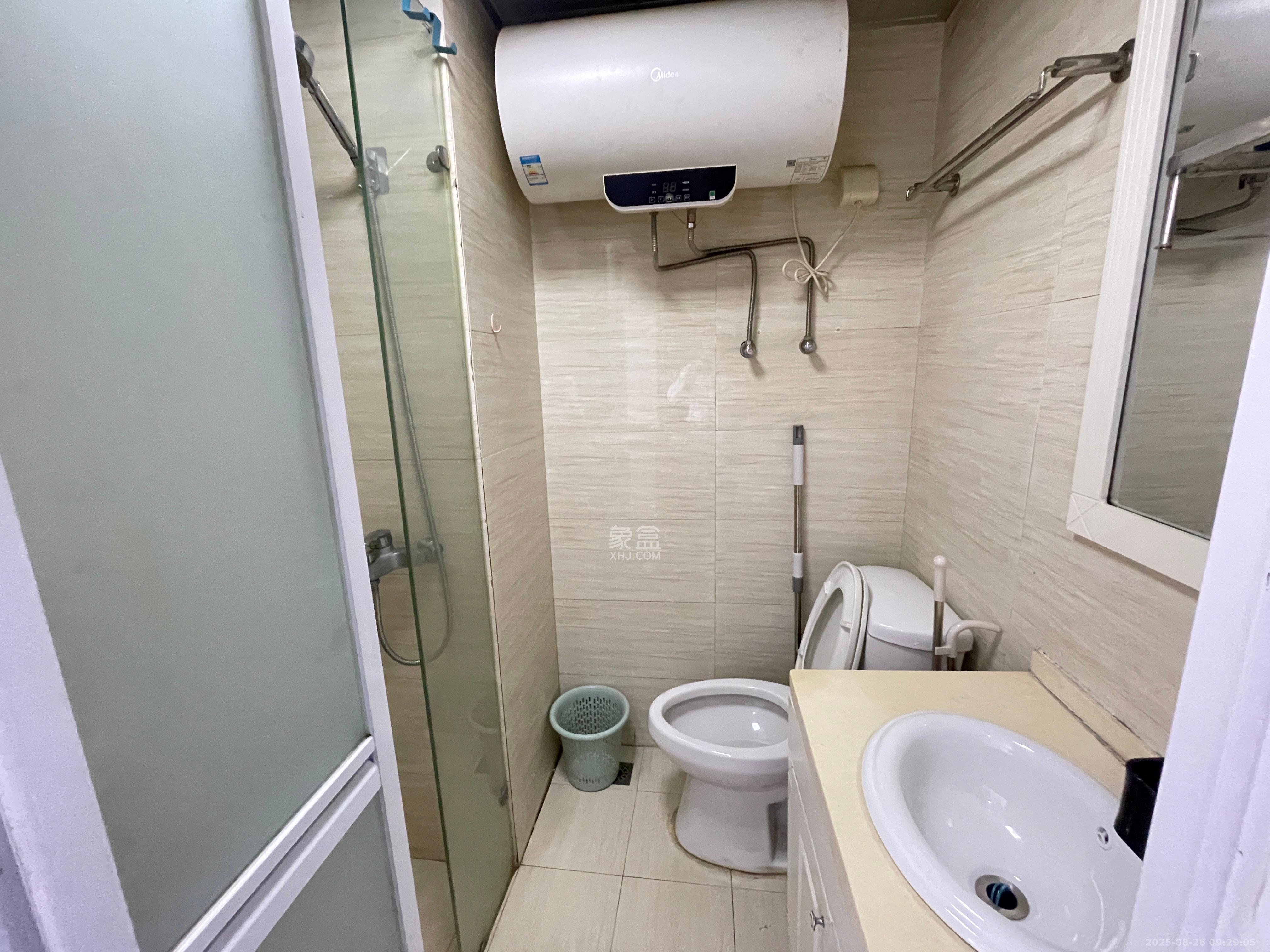 中建木莲工社  1室1厅1卫   1500.00元/月室内图