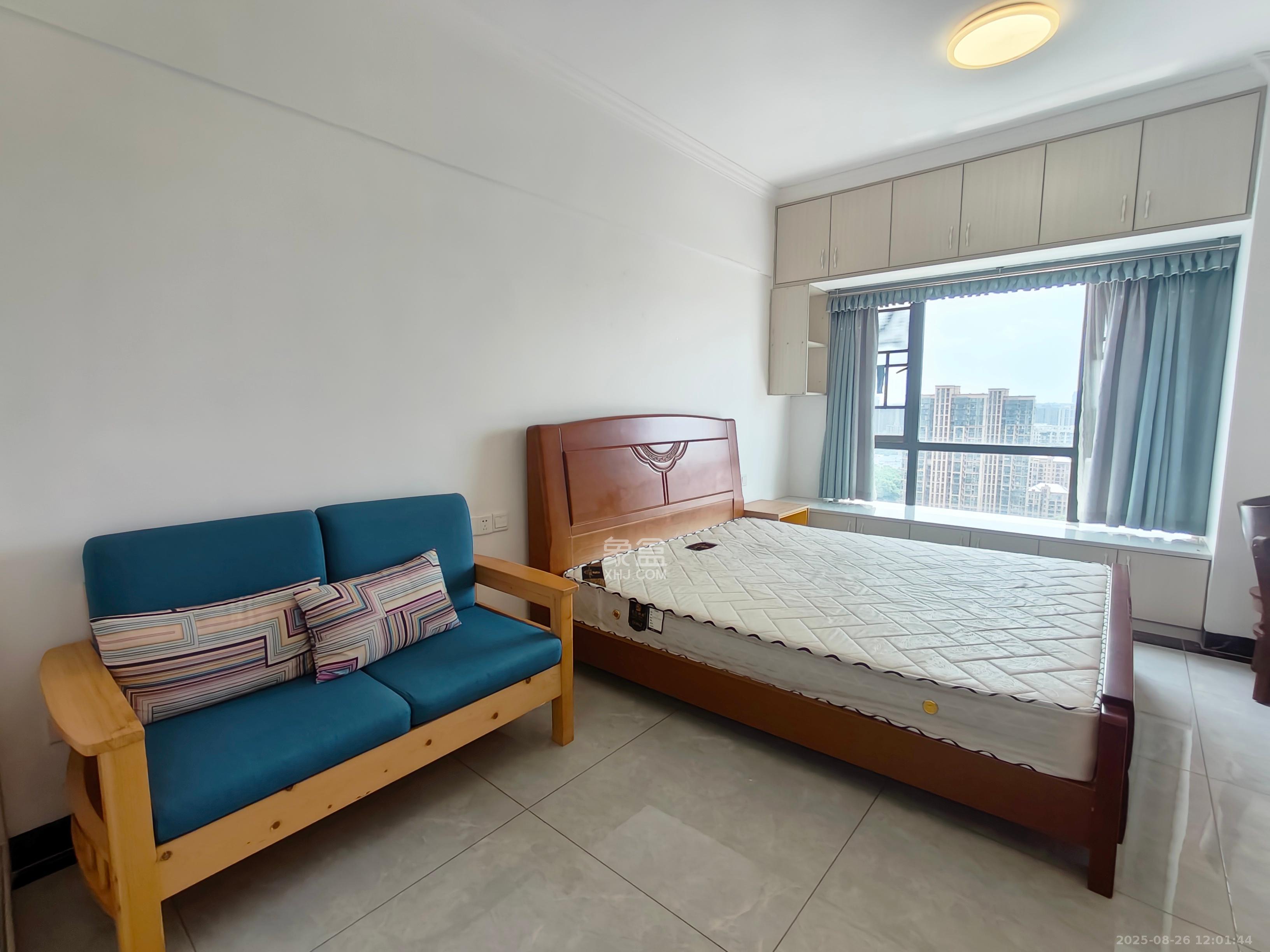 旭辉国际广场(永升商业广场)  1室1厅1卫    1400.0元/月 旭辉国际广场(永升商业广场)  1室1厅1卫    1400.0元/月