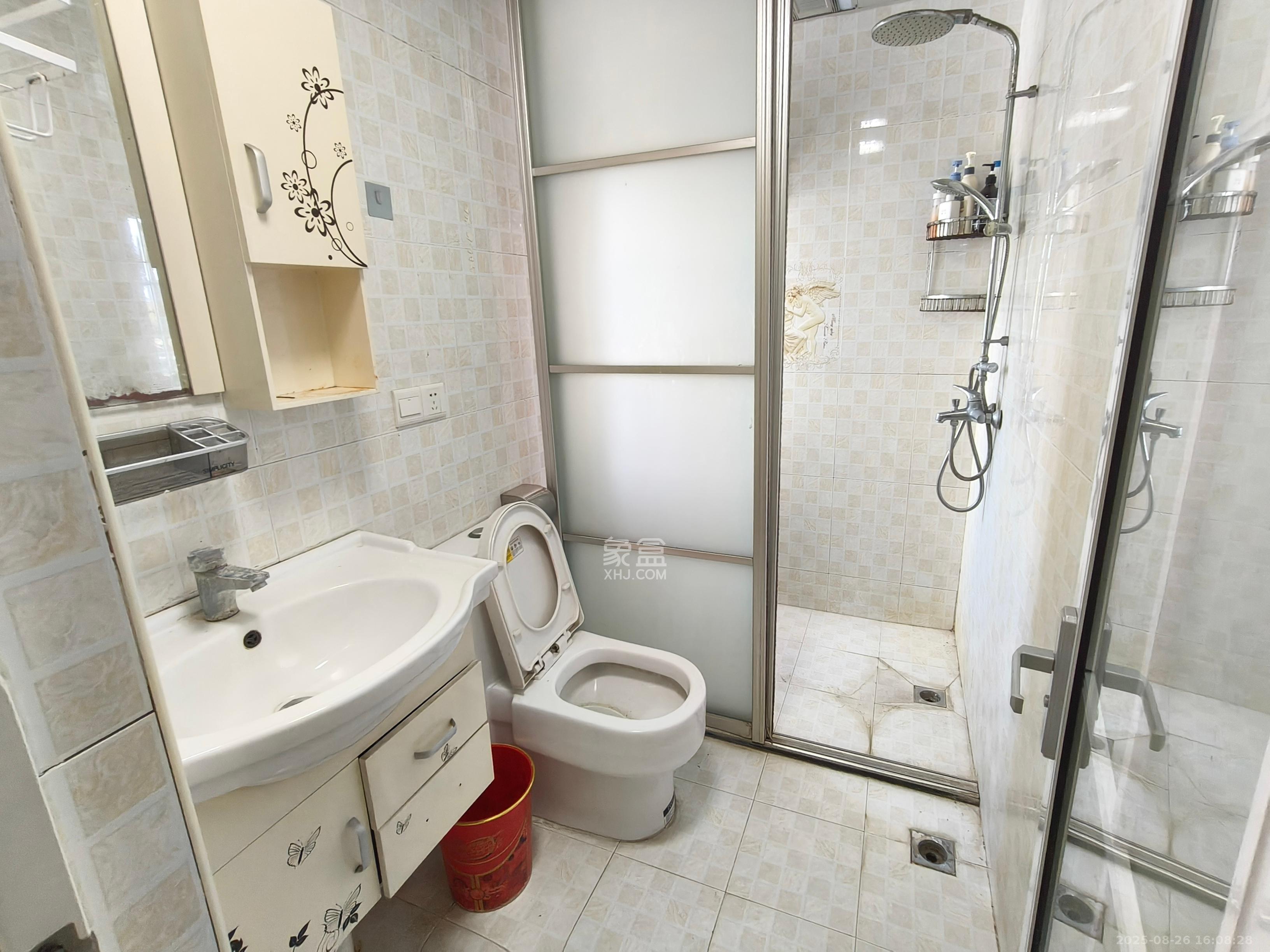 星城映象  3室2厅2卫    2600.0元/月室内图