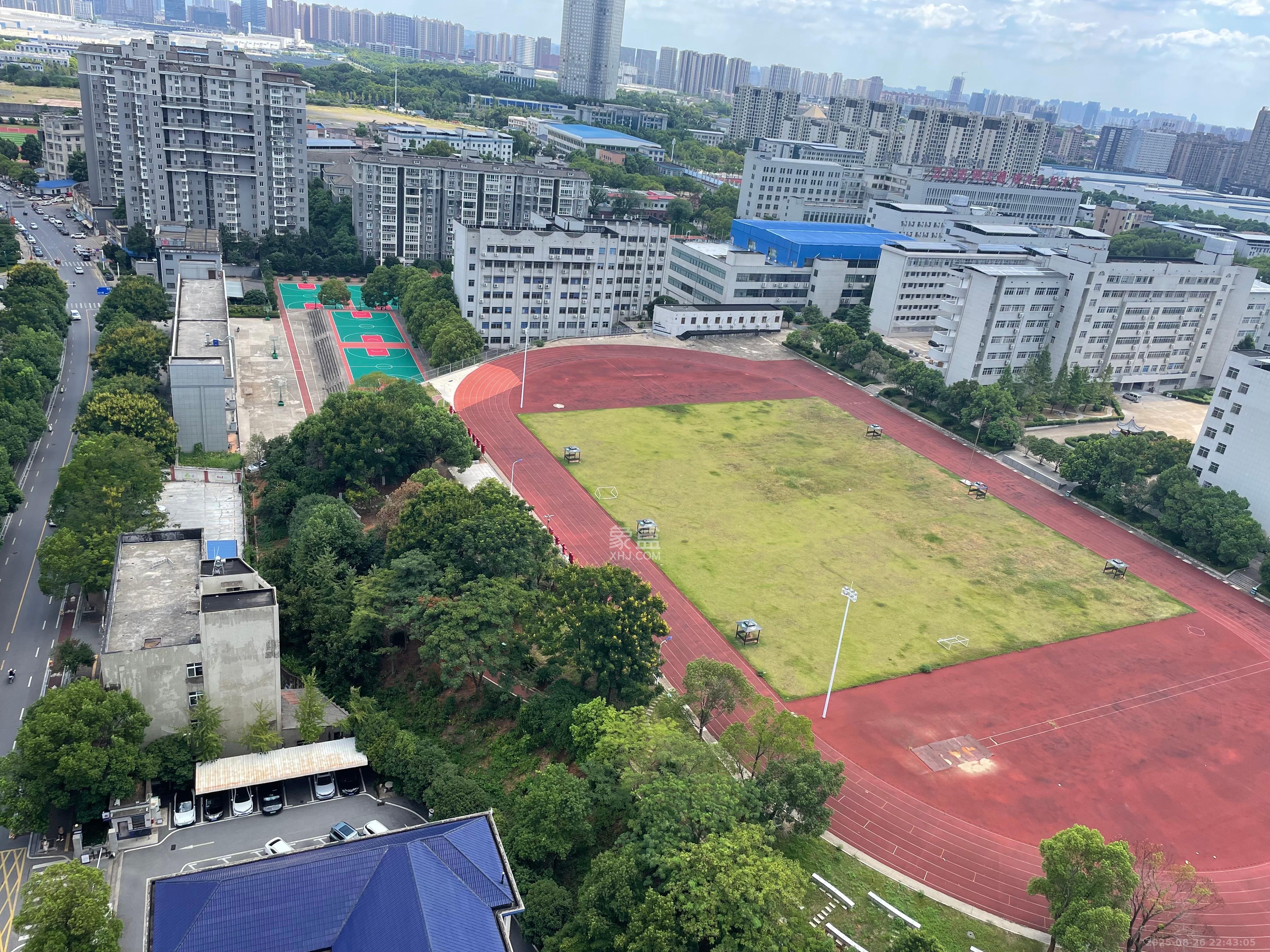 湘楚华庭  2室2厅1卫   1800.00元/月室内图