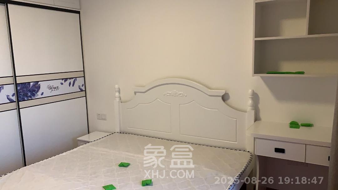 半山壹号  4室2厅2卫    3300.0元/月 半山壹号  4室2厅2卫    3300.0元/月室内图