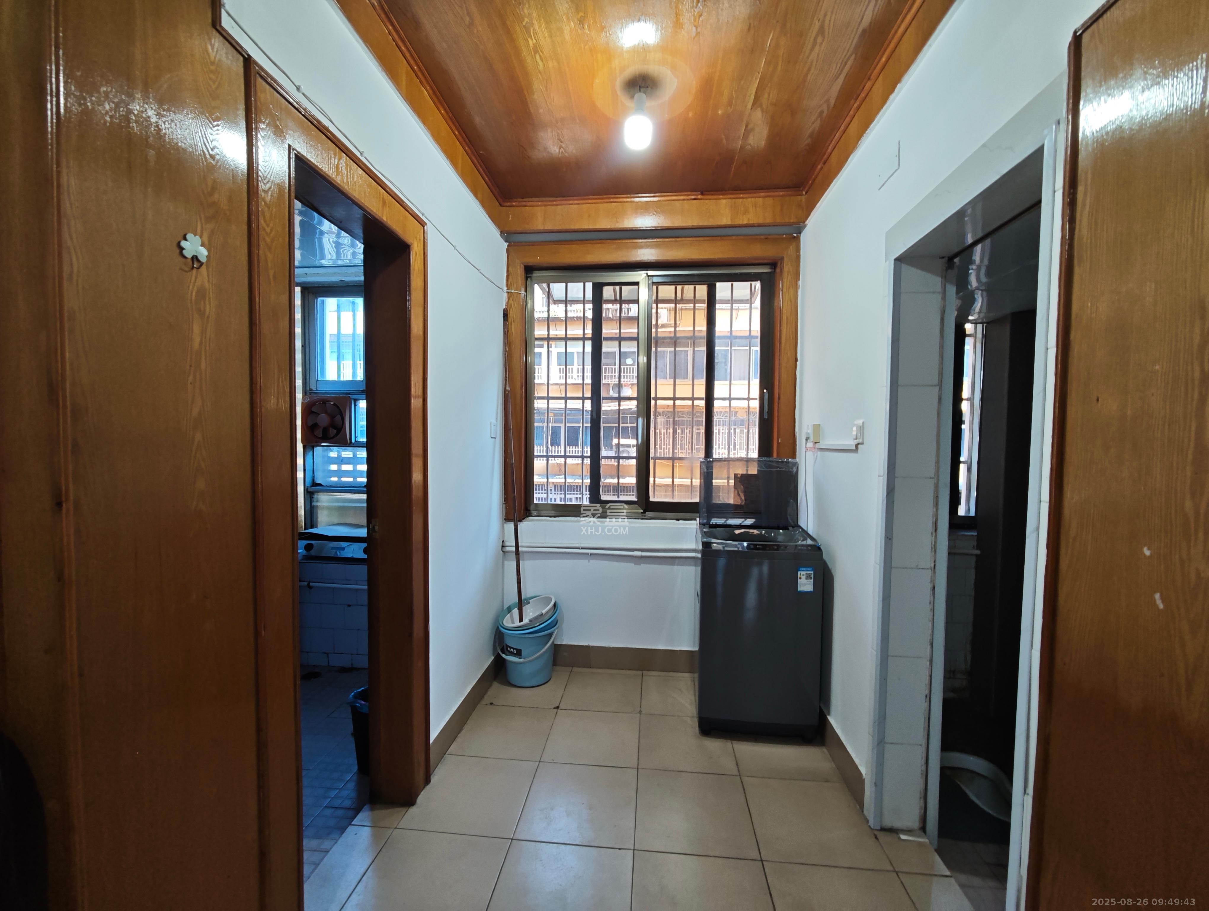 群芳园 2室1厅1卫 1500.0元/月 群芳园 2室1厅1卫 1500.0元/月室内图