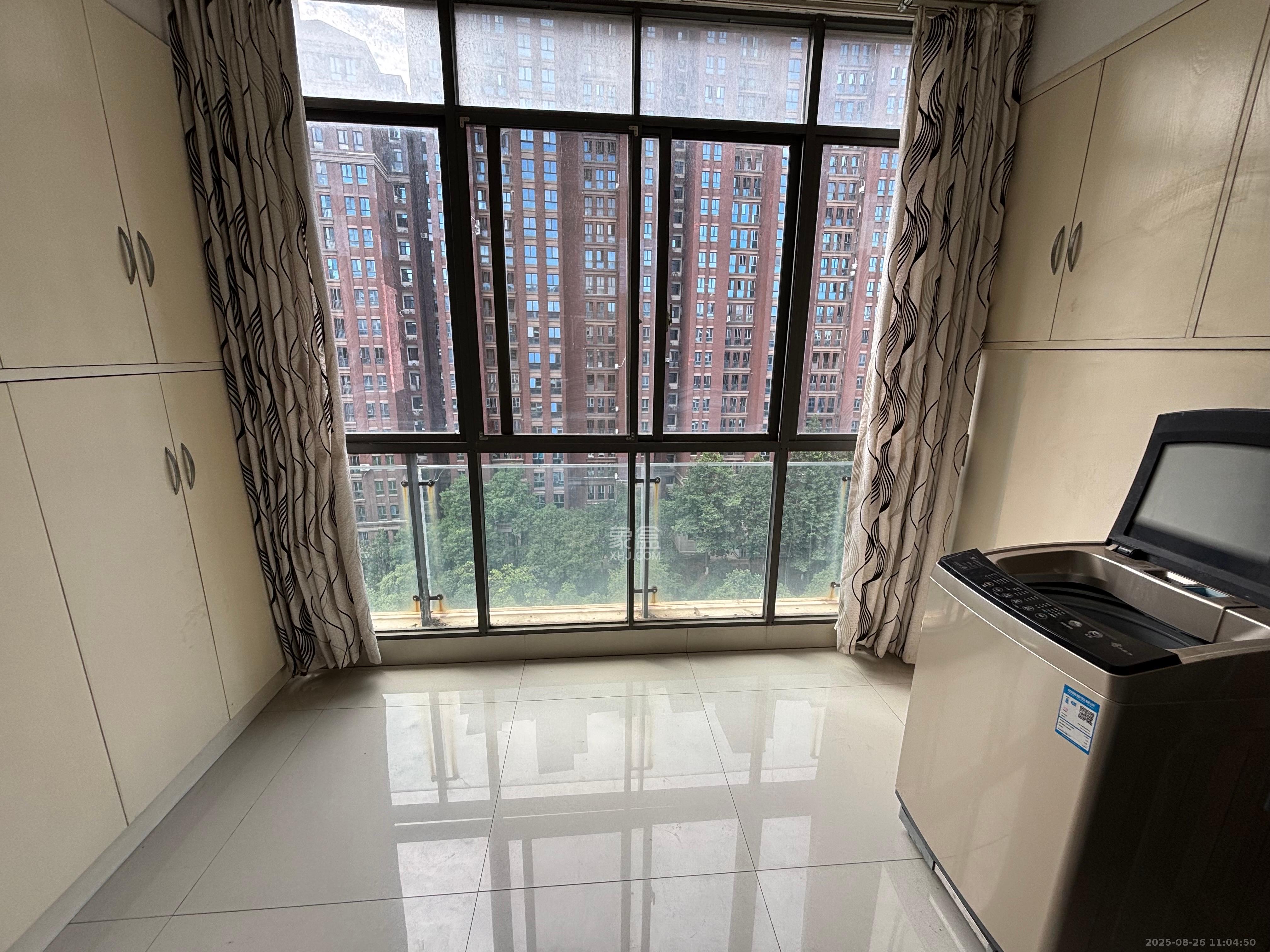 茂华国际湘  3室2厅2卫    3000.0元/月室内图