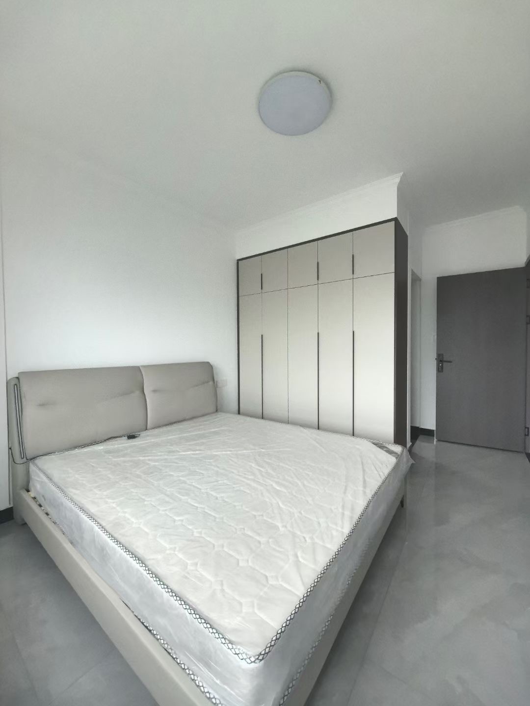 世茂云城 3室2厅2卫 1666.0元/月 世茂云城 3室2厅2卫 1666.0元/月室内图