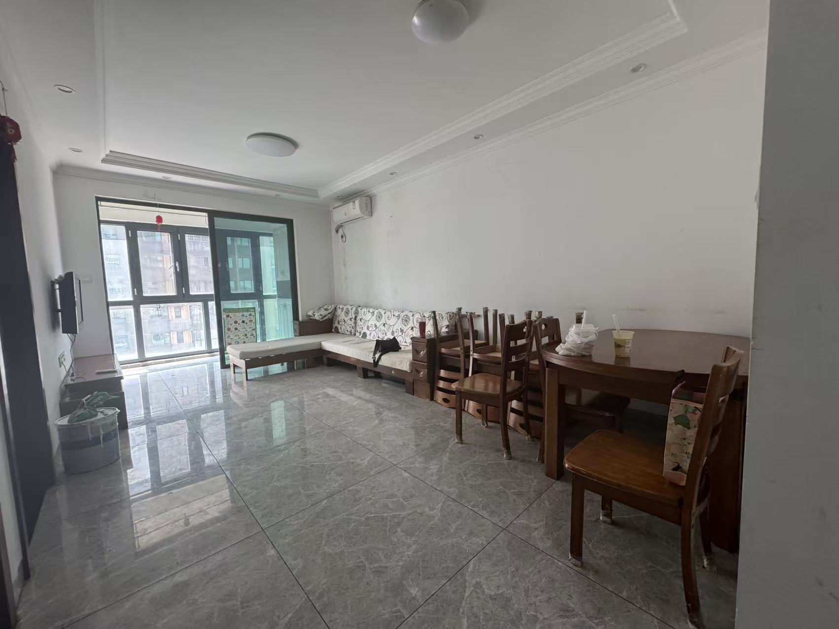 海伦堡爱ME城市 3室2厅1卫 2000.0元/月 海伦堡爱ME城市 3室2厅1卫 2000.0元/月户型图