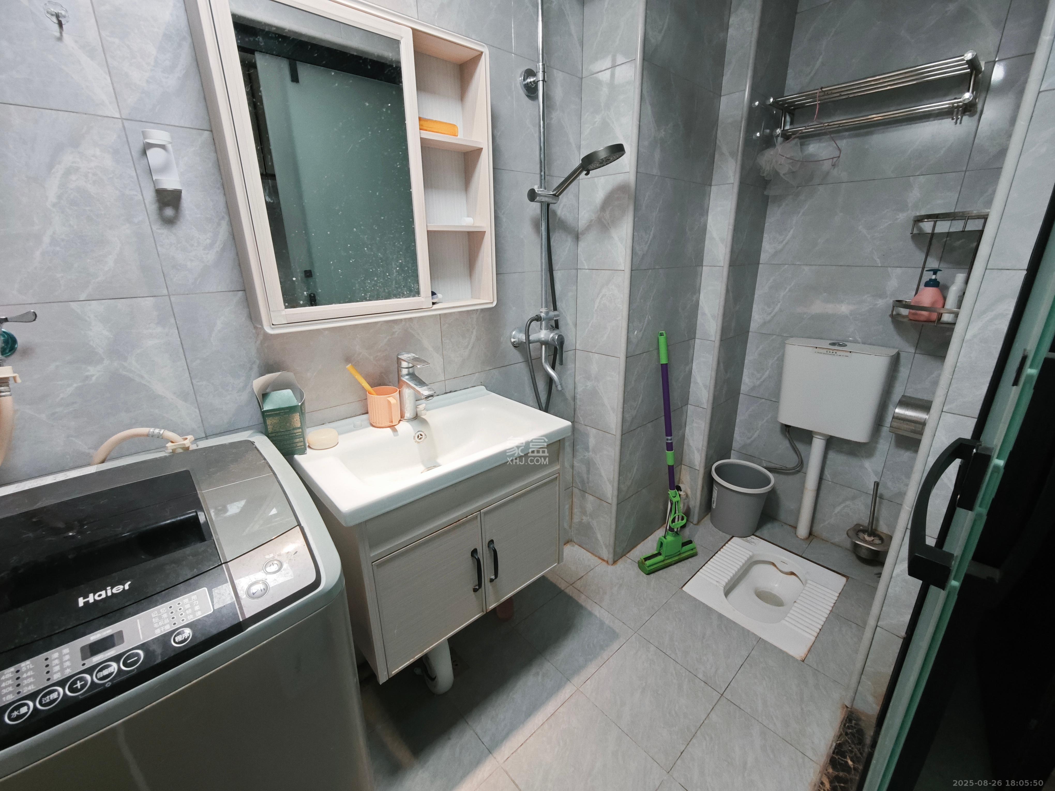 保利麓谷林语I区 1室0厅0卫 1300.0元/月 保利麓谷林语I区 1室0厅0卫 1300.0元/月室内图